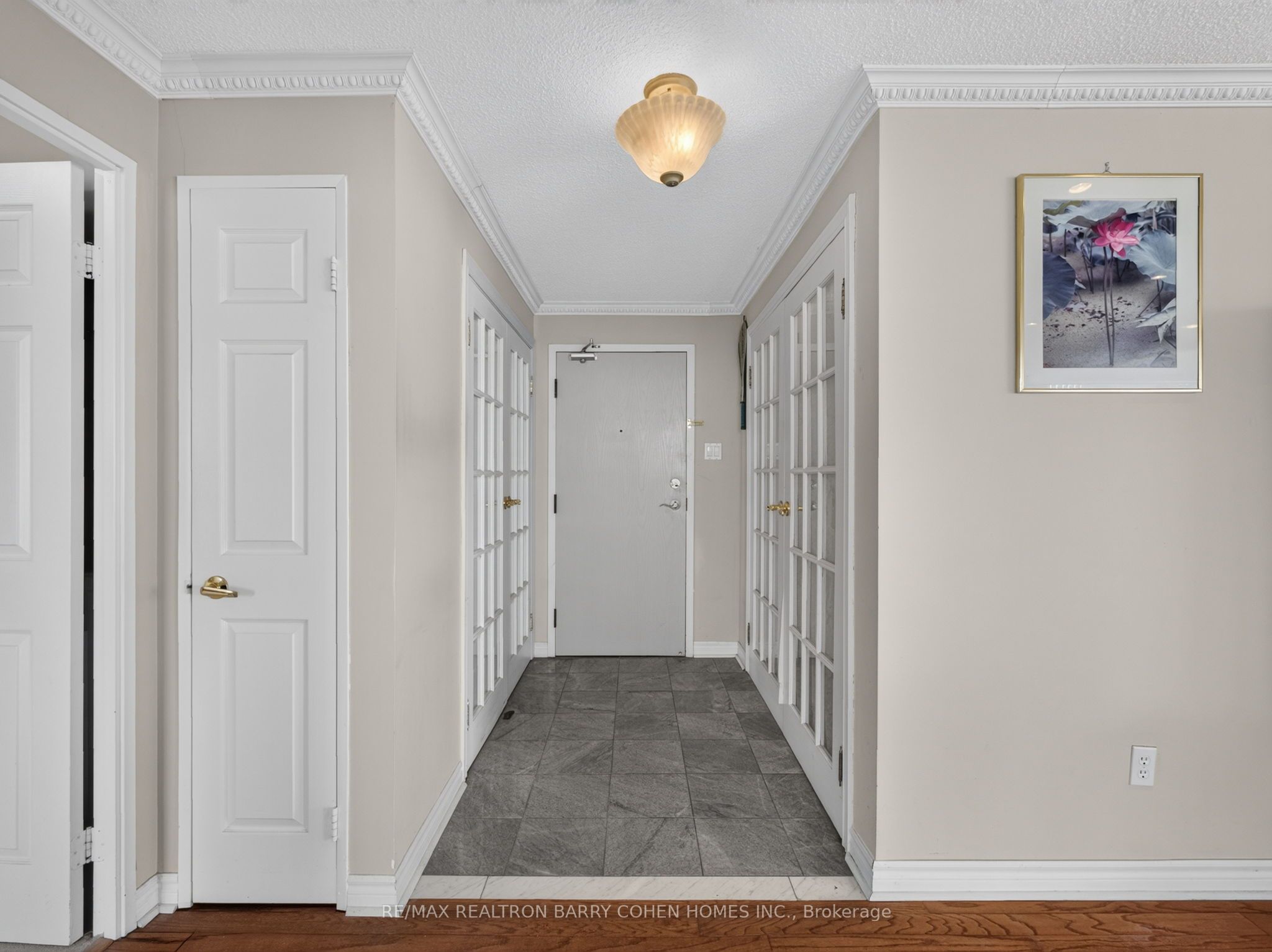 700 Constellation Drive 2009 Property Photo 3