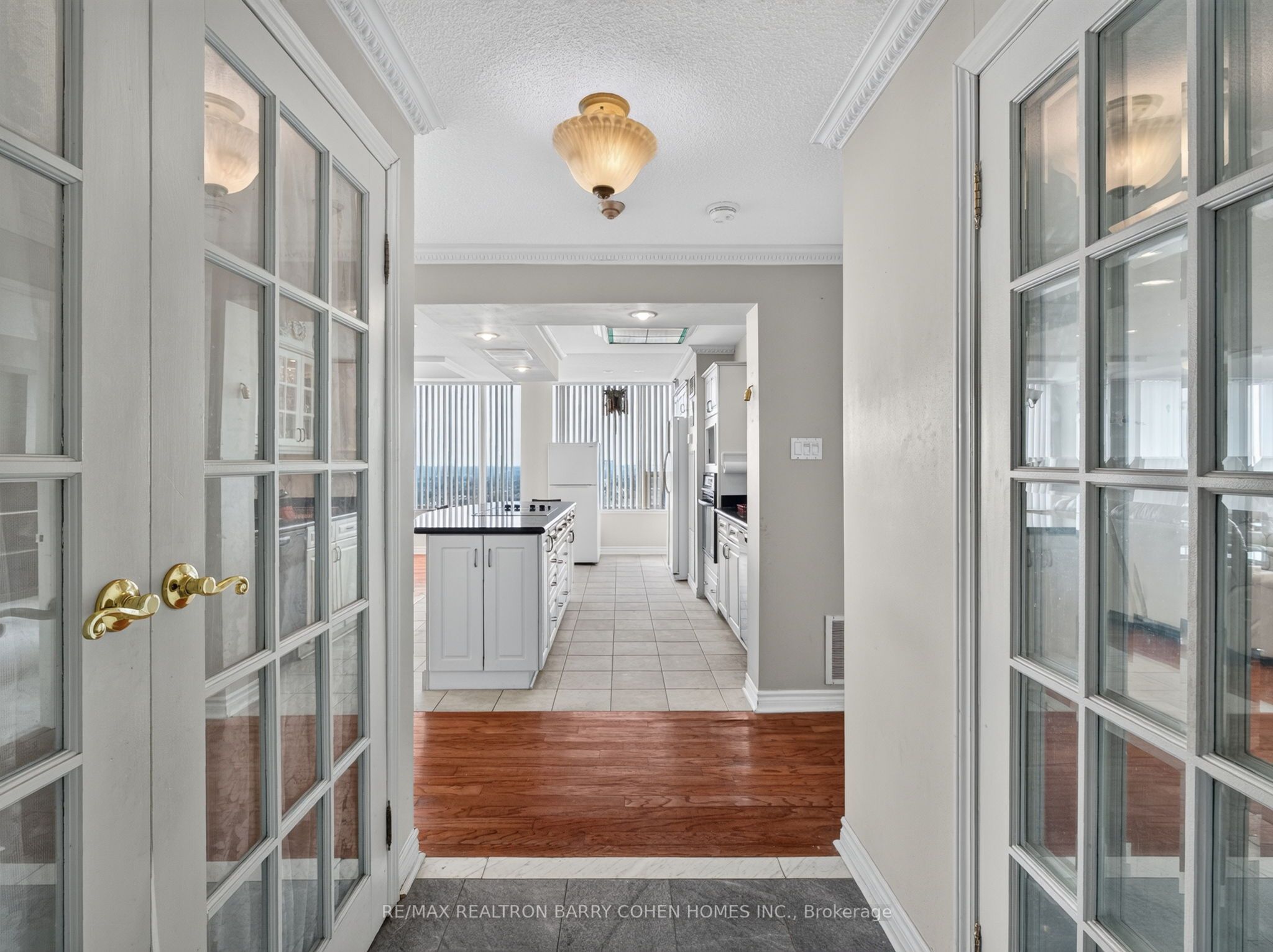 700 Constellation Drive 2009 Property Photo 4