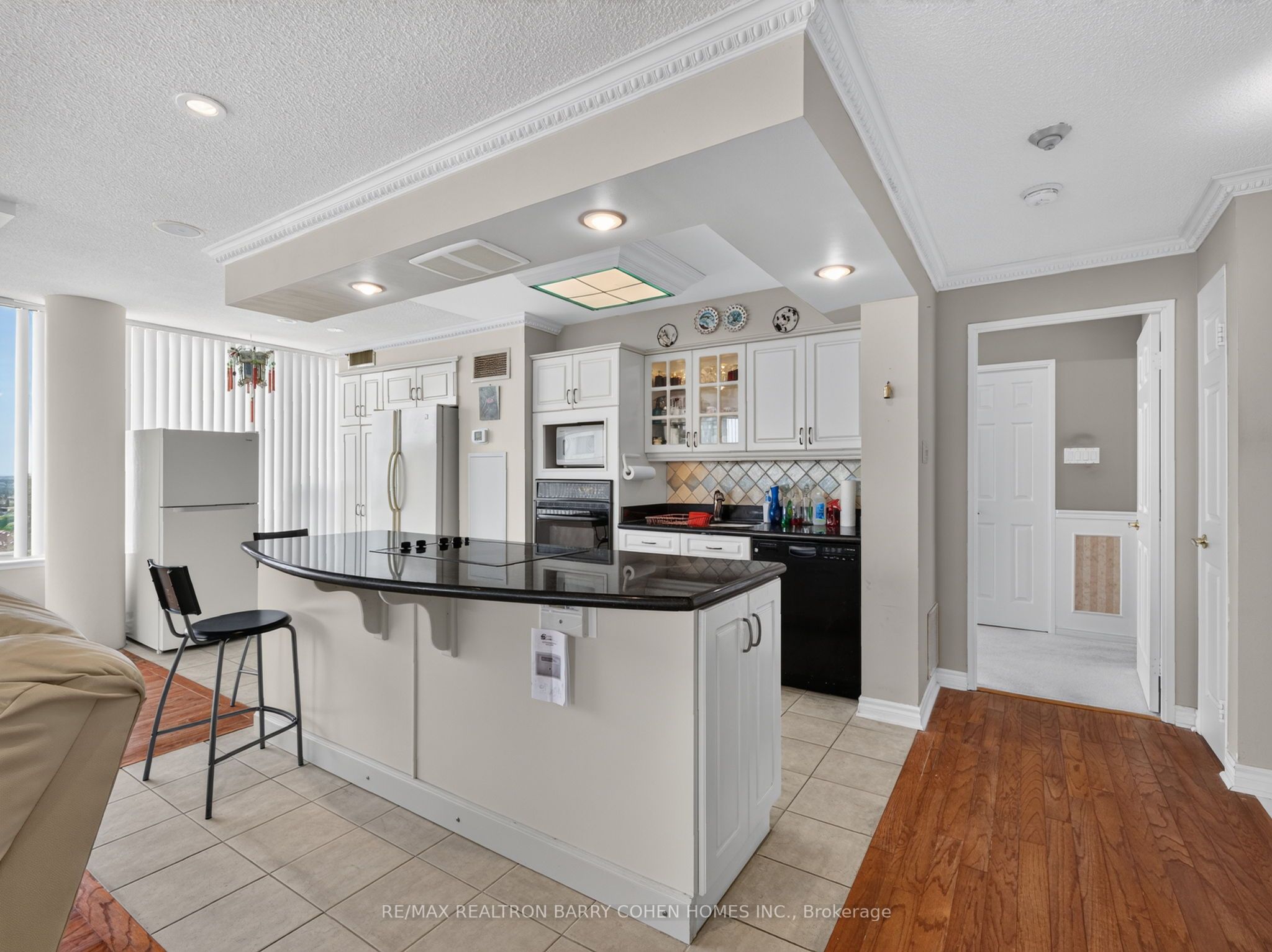 700 Constellation Drive 2009 Property Photo 6