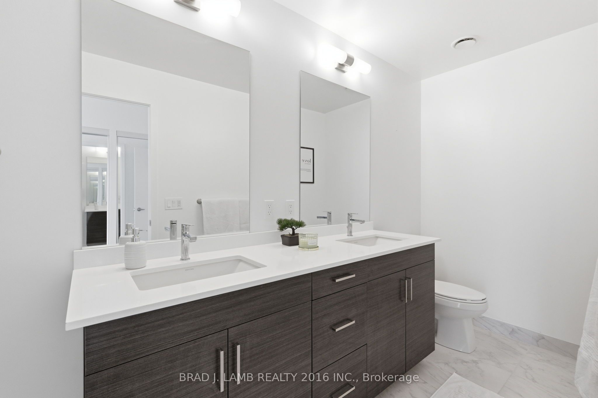 1035 Southdown Road 1204 Property Photo 12