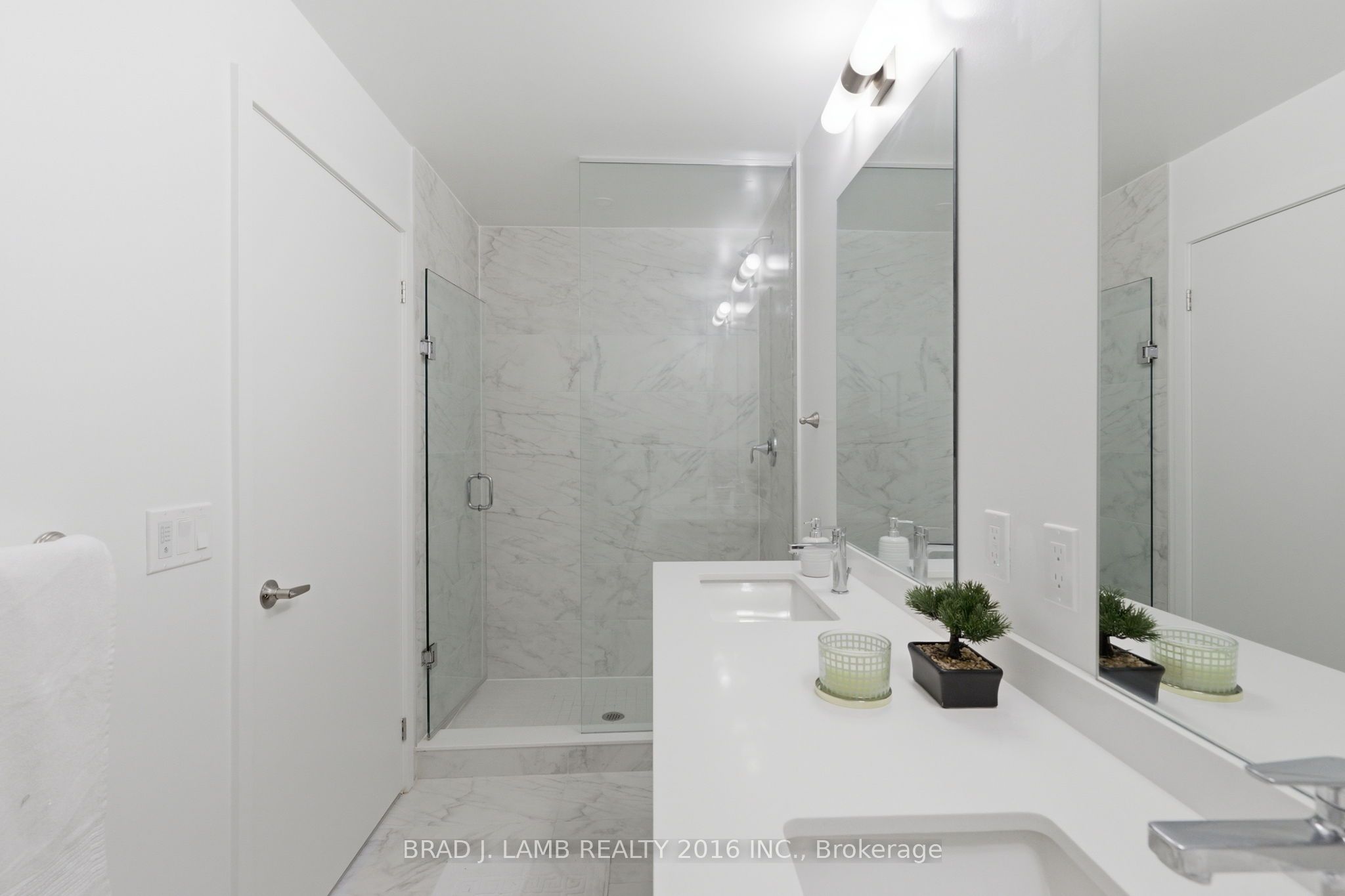 1035 Southdown Road 1204 Property Photo 13