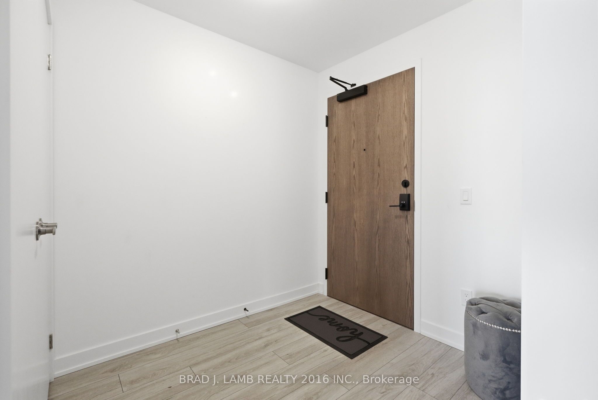 1035 Southdown Road 1204 Property Photo 20