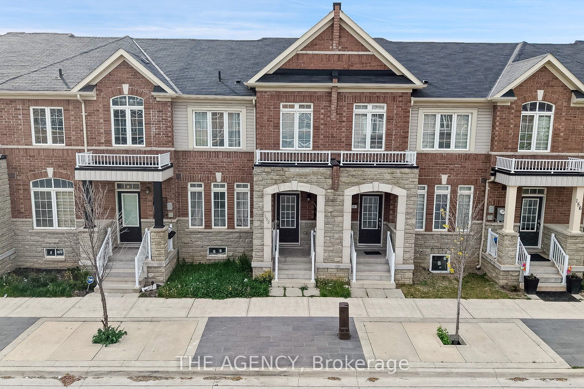 152 Remembrance Road Property Photo 1
