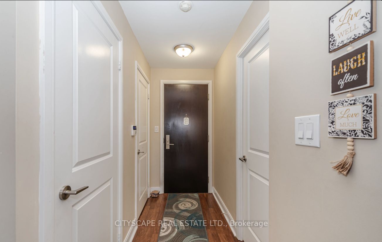 50 Absolute Avenue E 2008 Property Photo 6