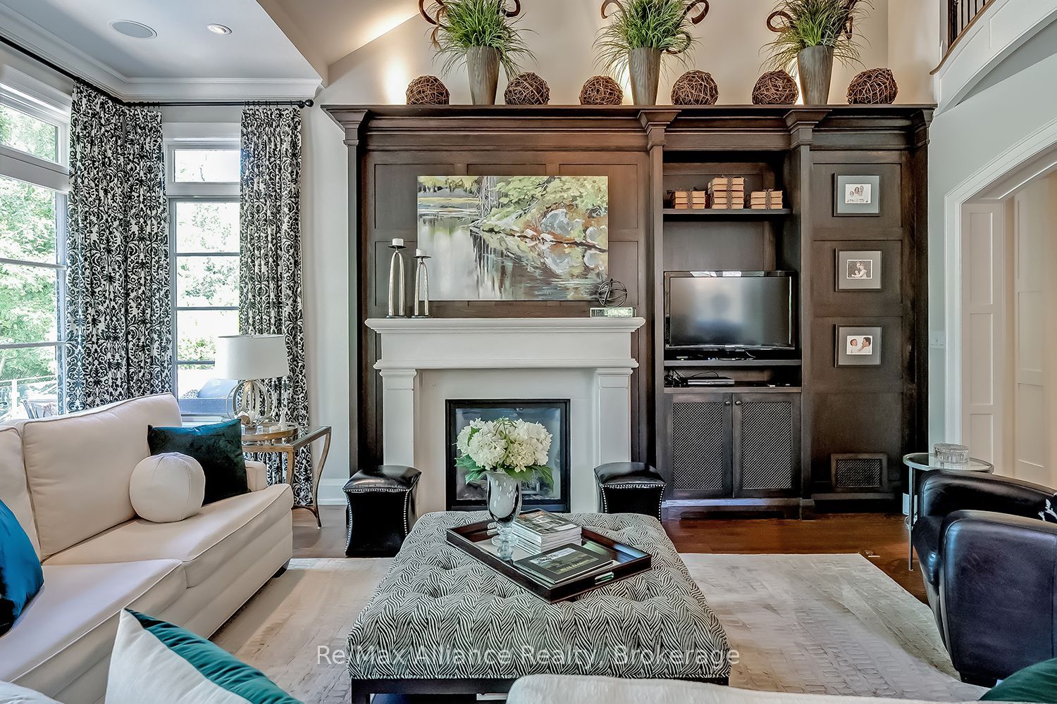 379 River Side Drive Property Photo 17