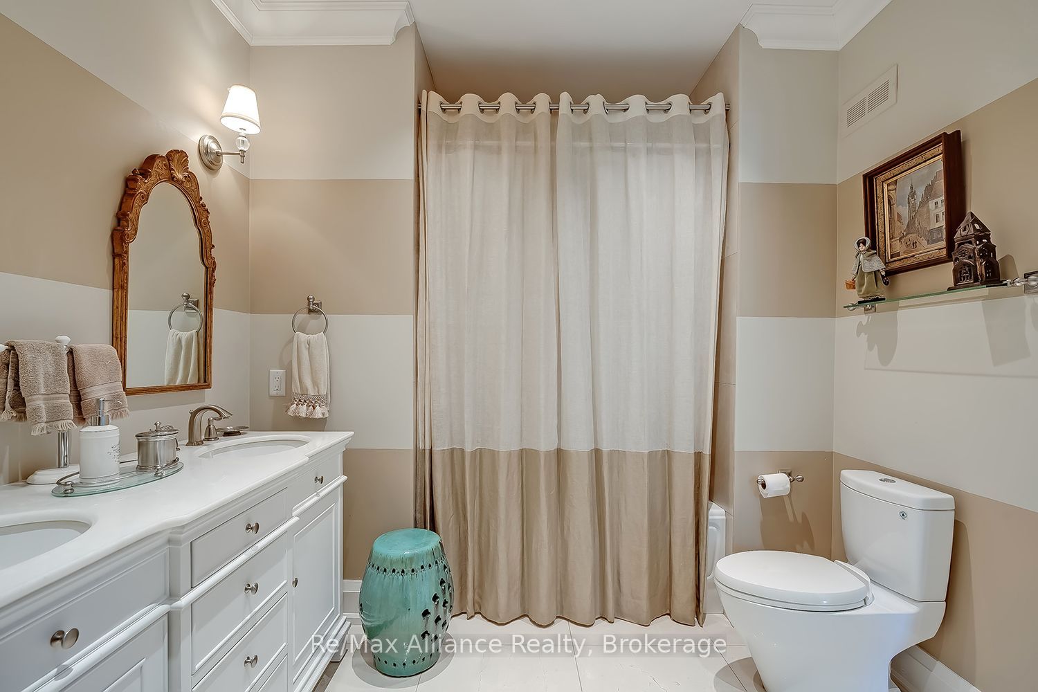 379 River Side Drive Property Photo 28