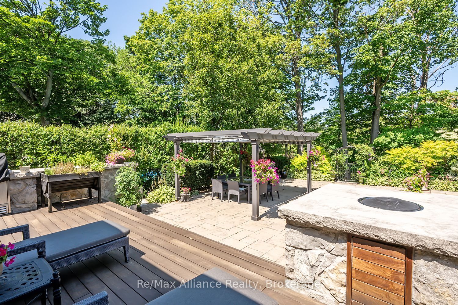 379 River Side Drive Property Photo 43
