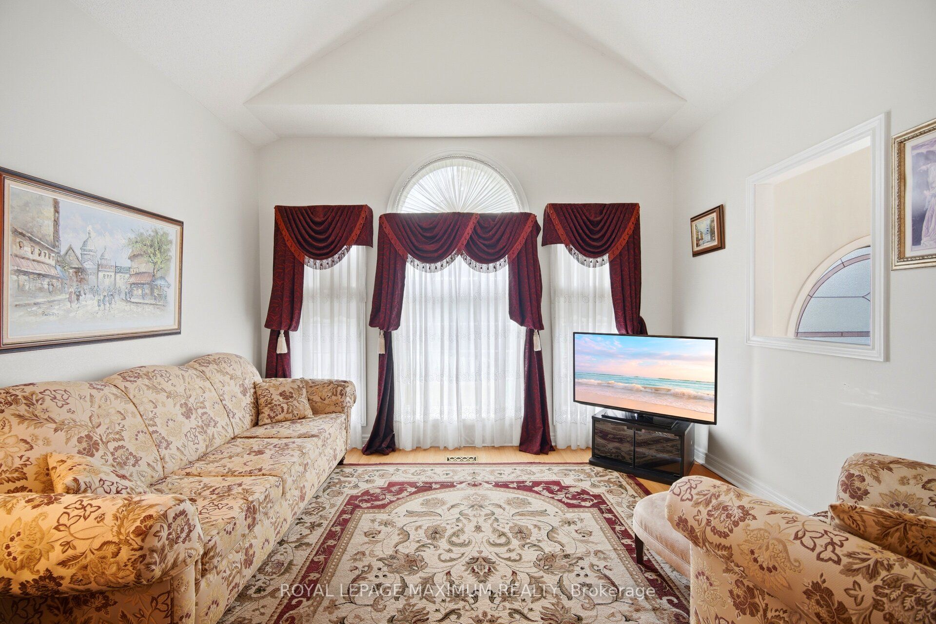 34 Kirkwood Crescent Property Photo 6