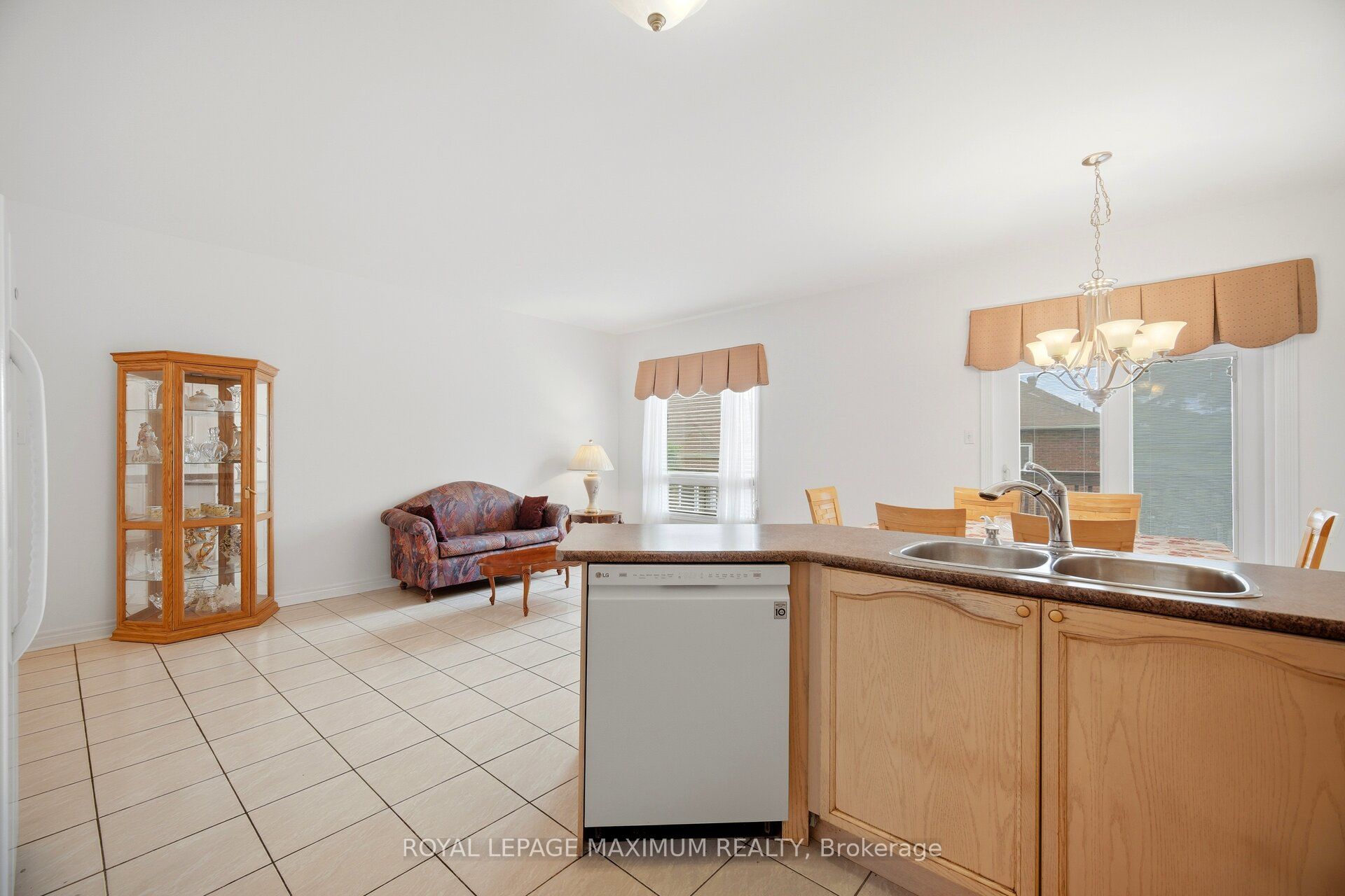 34 Kirkwood Crescent Property Photo 15