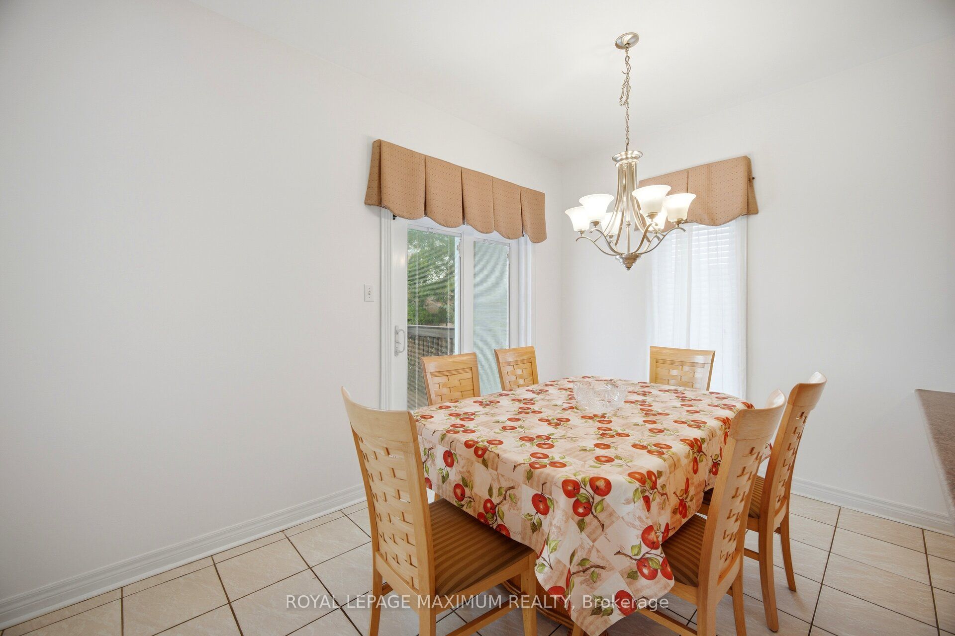 34 Kirkwood Crescent Property Photo 16