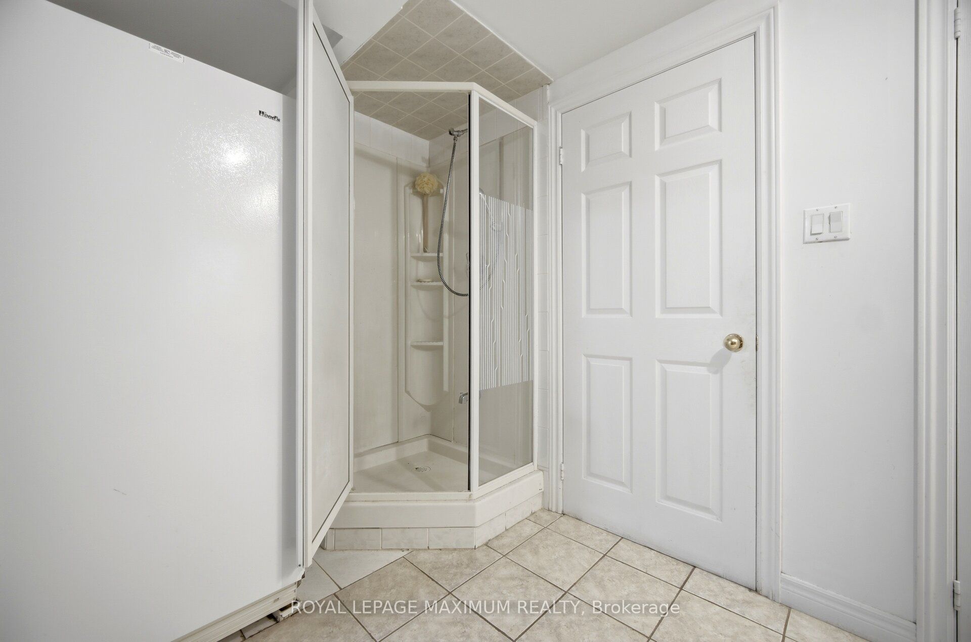 34 Kirkwood Crescent Property Photo 42