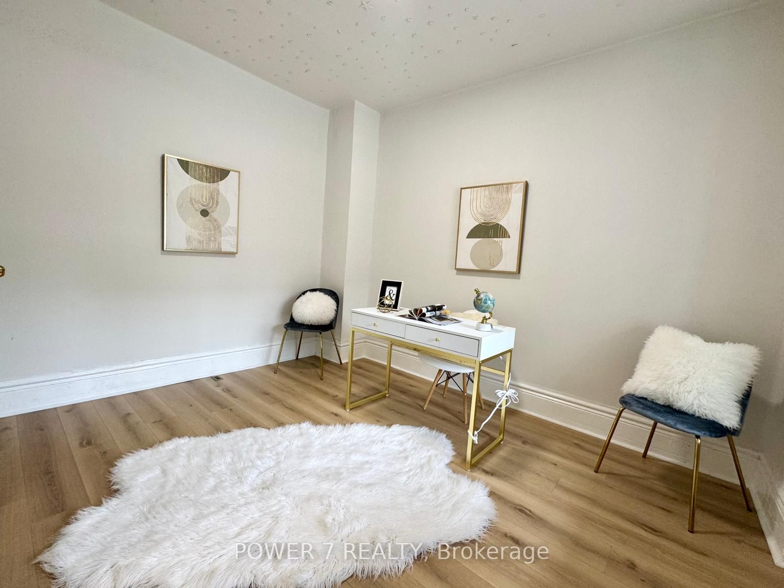 810 Ossington Avenue Property Photo 4