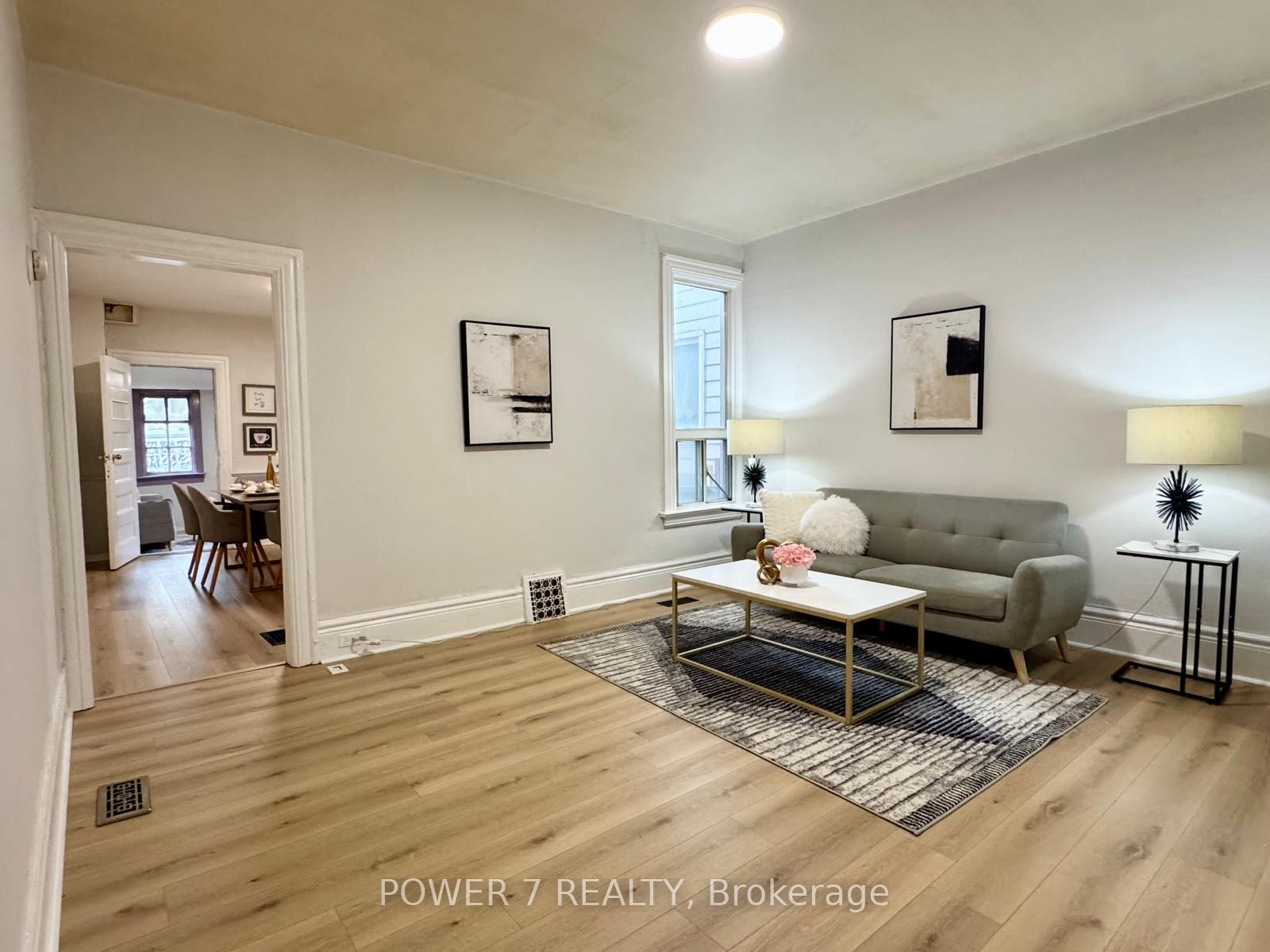 810 Ossington Avenue Property Photo 5
