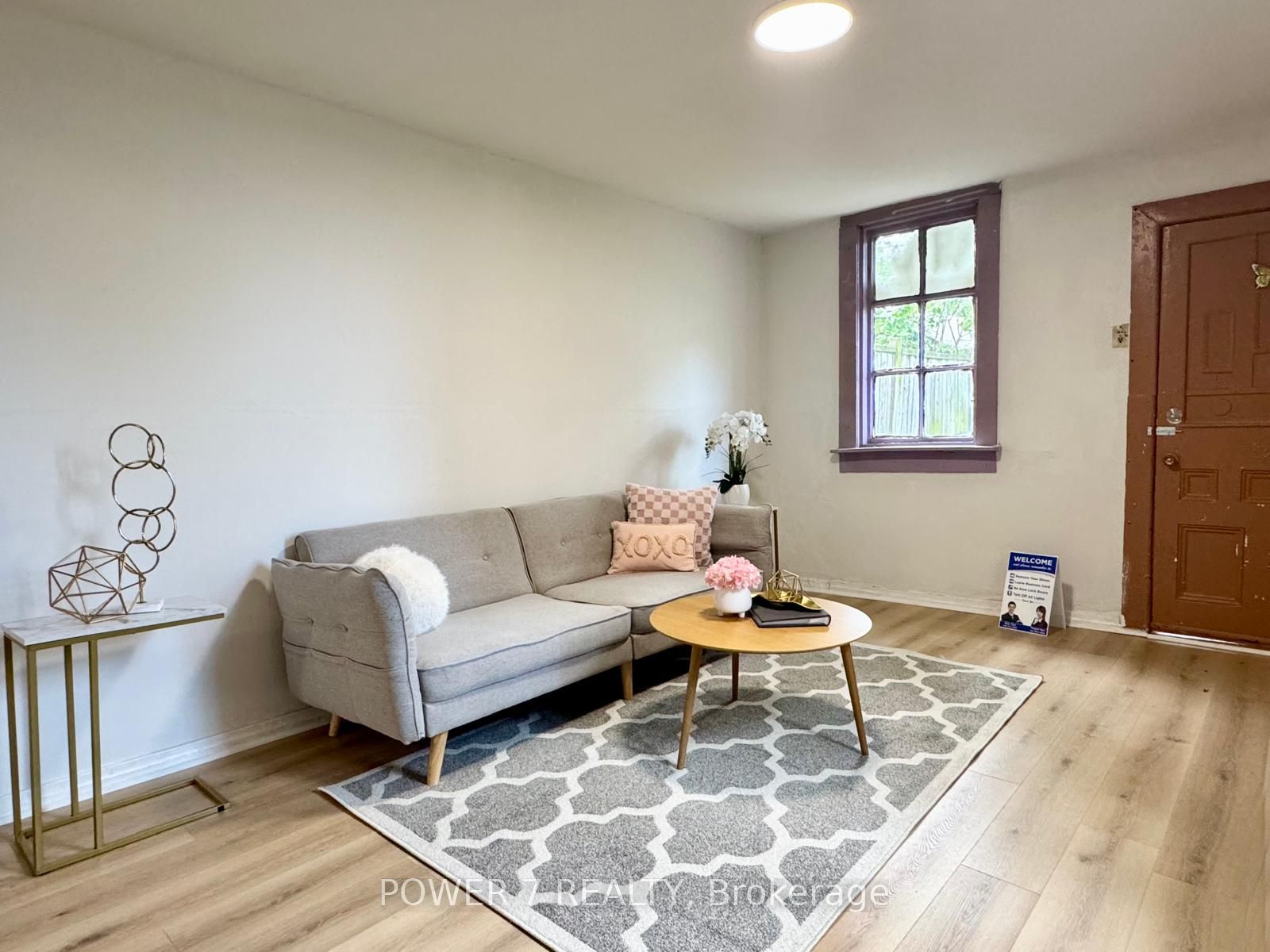 810 Ossington Avenue Property Photo 12