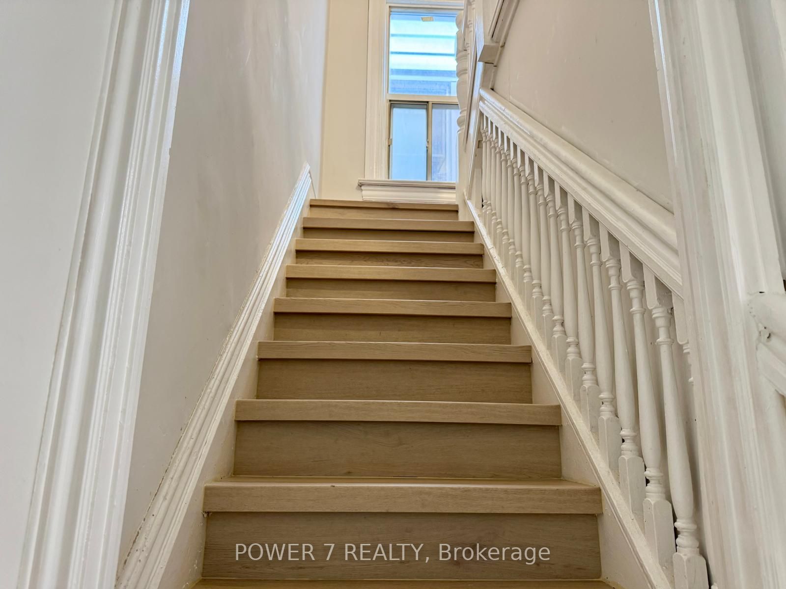 810 Ossington Avenue Property Photo 13