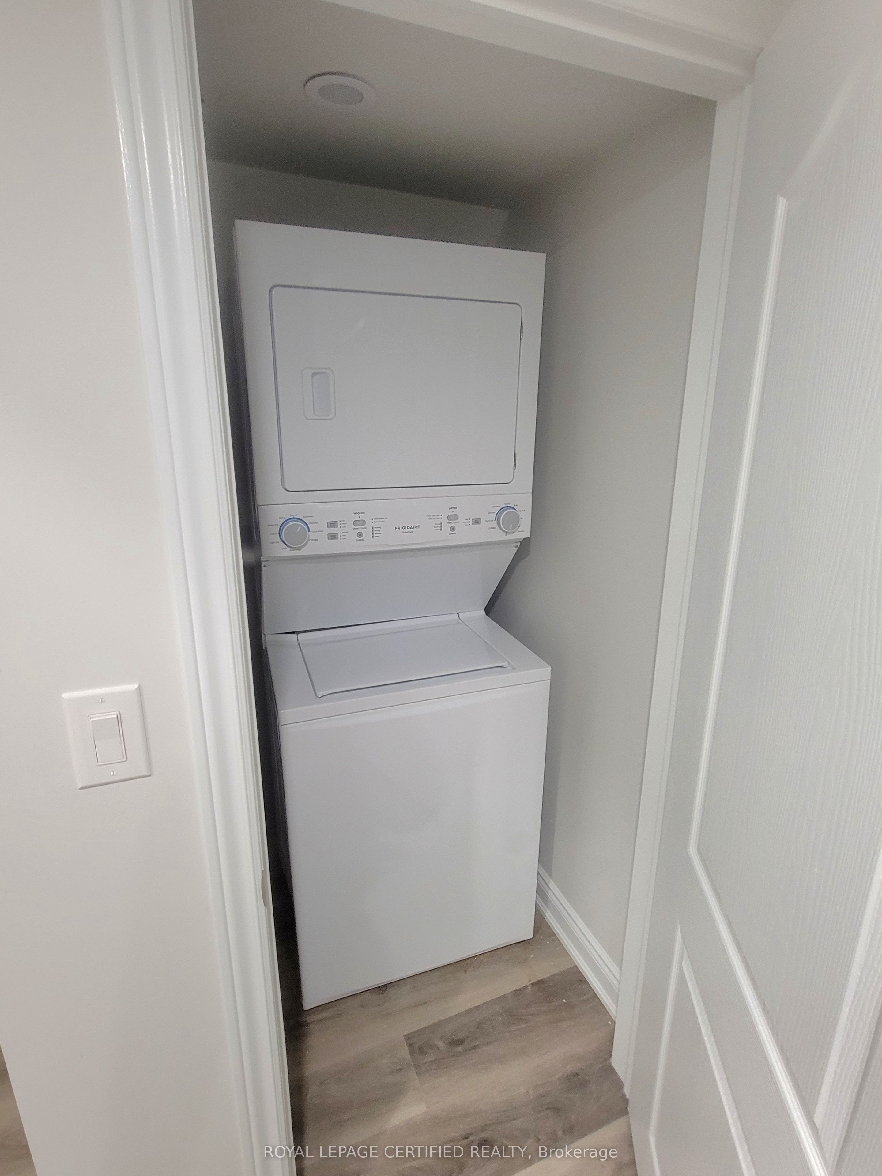 8 Labrish Road Bsmt Property Photo 9