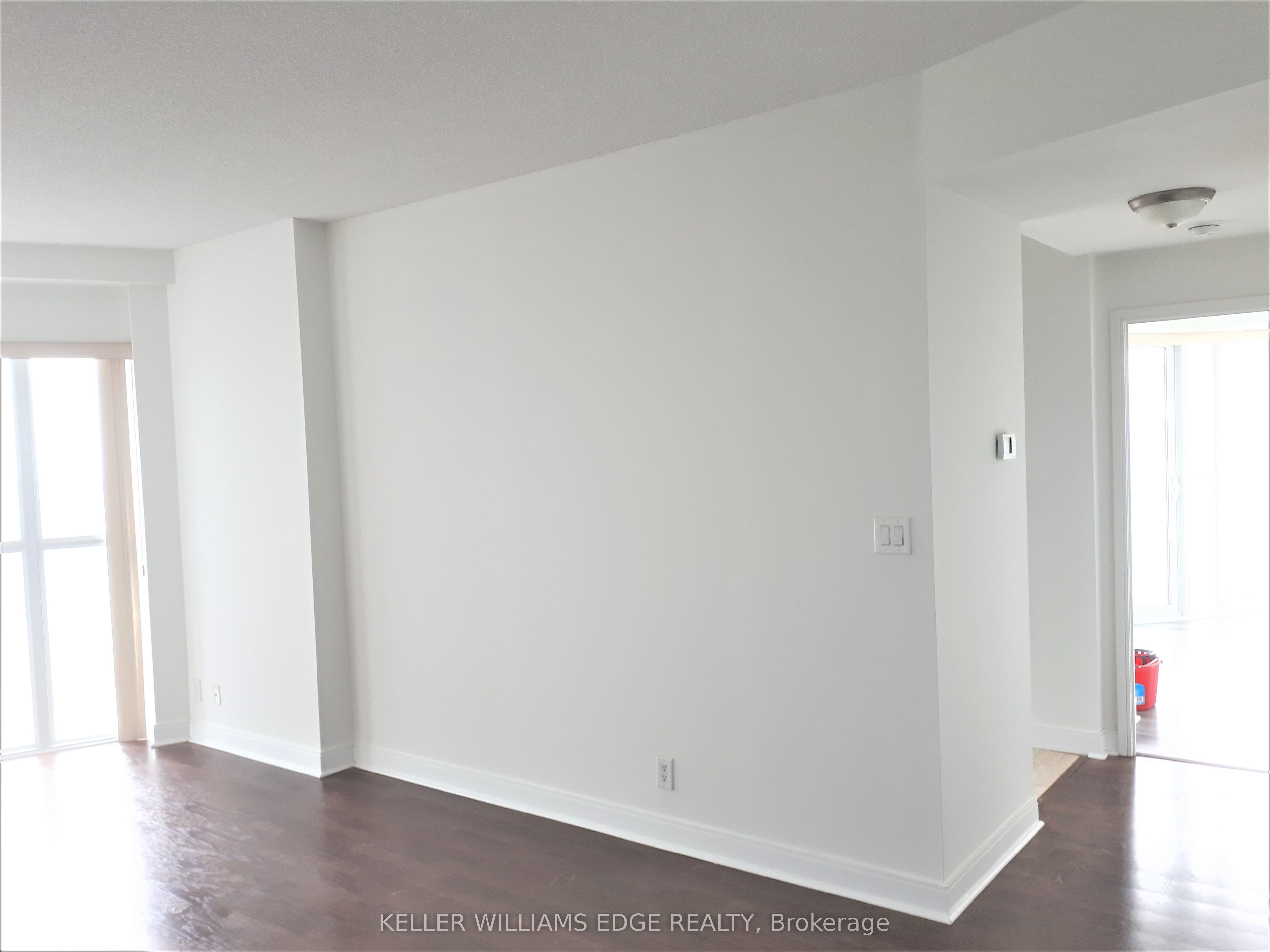 50 Absolute Avenue E 3906 Property Photo 11