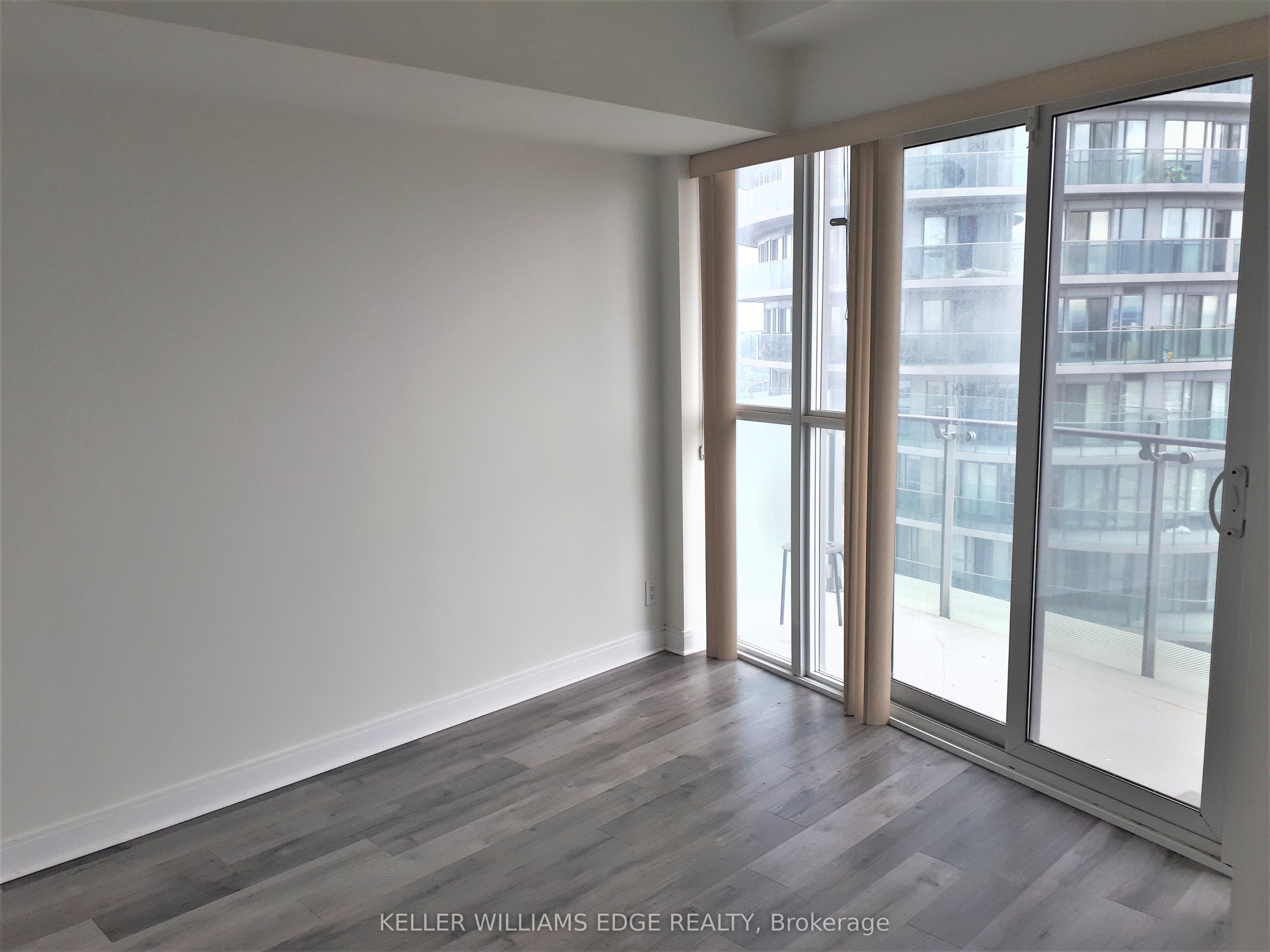 50 Absolute Avenue E 3906 Property Photo 13