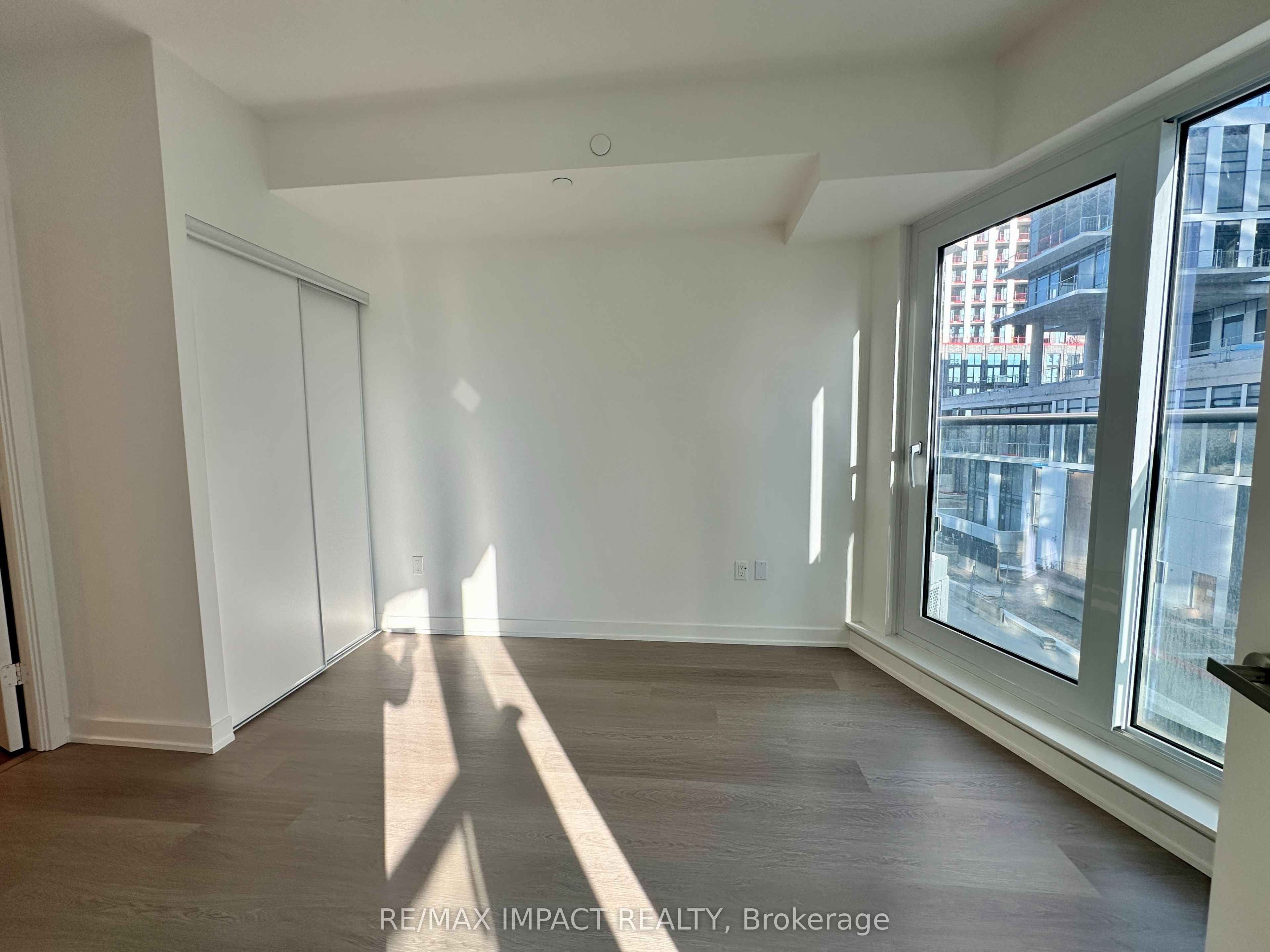 448 Burnhamthorpe Road W 201 Property Photo 23