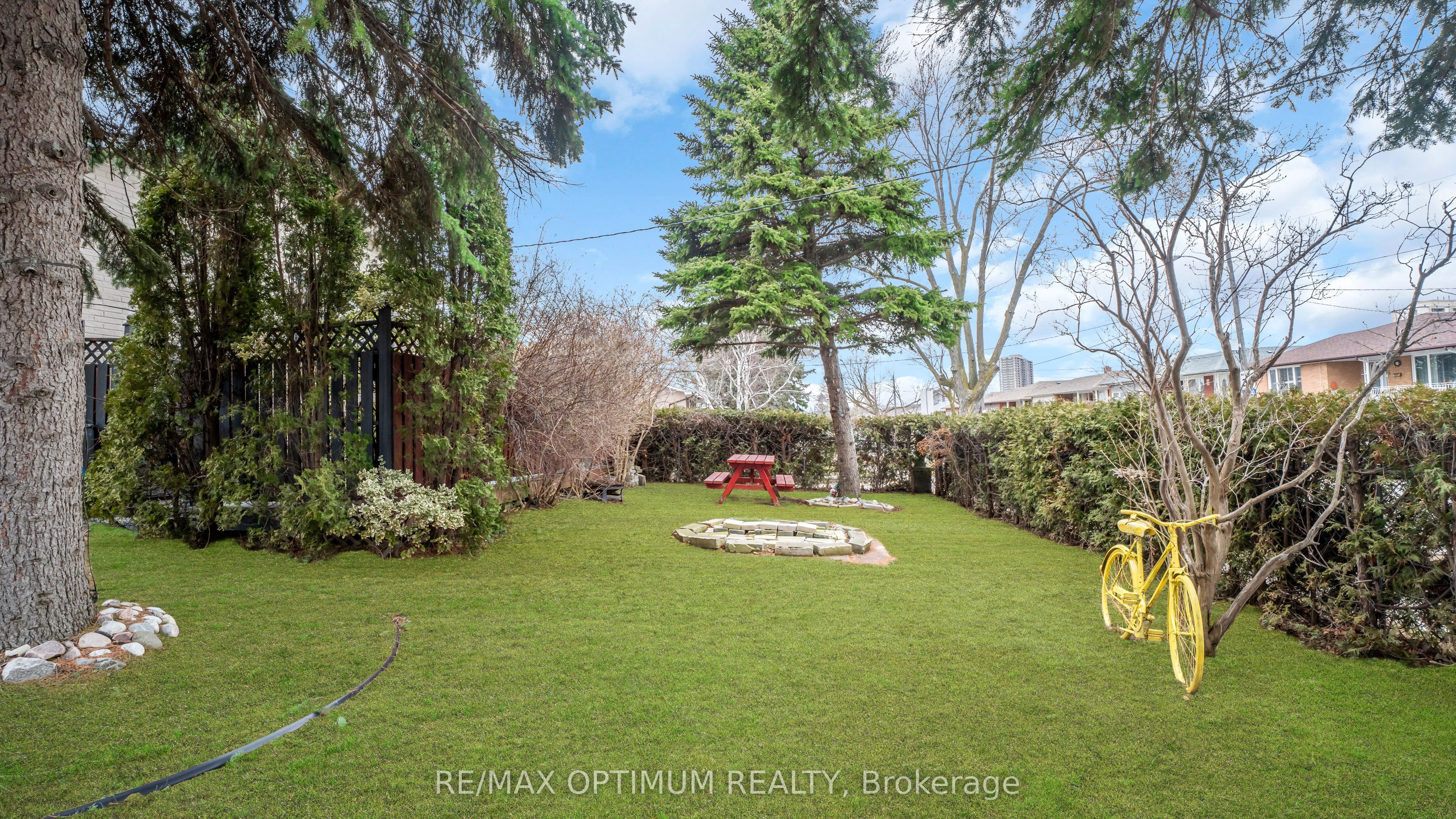 1 Dundee Drive Property Photo 36