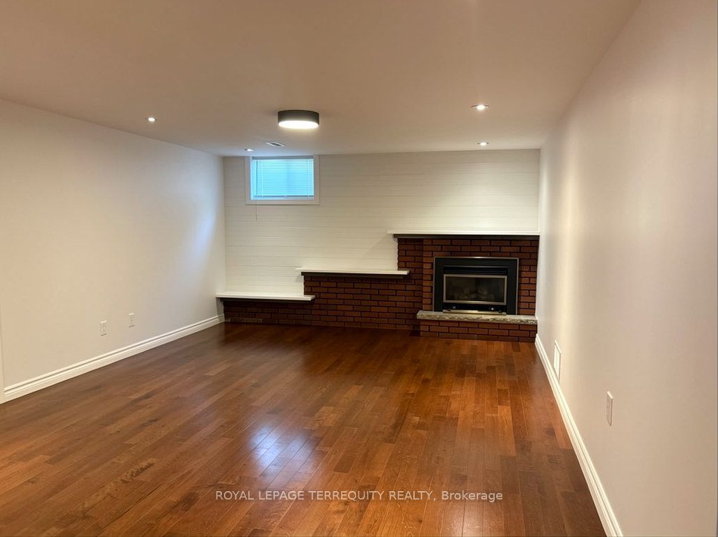 896 Fourth Street Lower Property Photo 1
