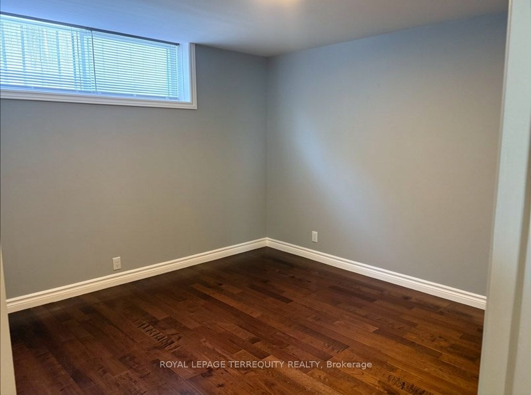 896 Fourth Street Lower Property Photo 17