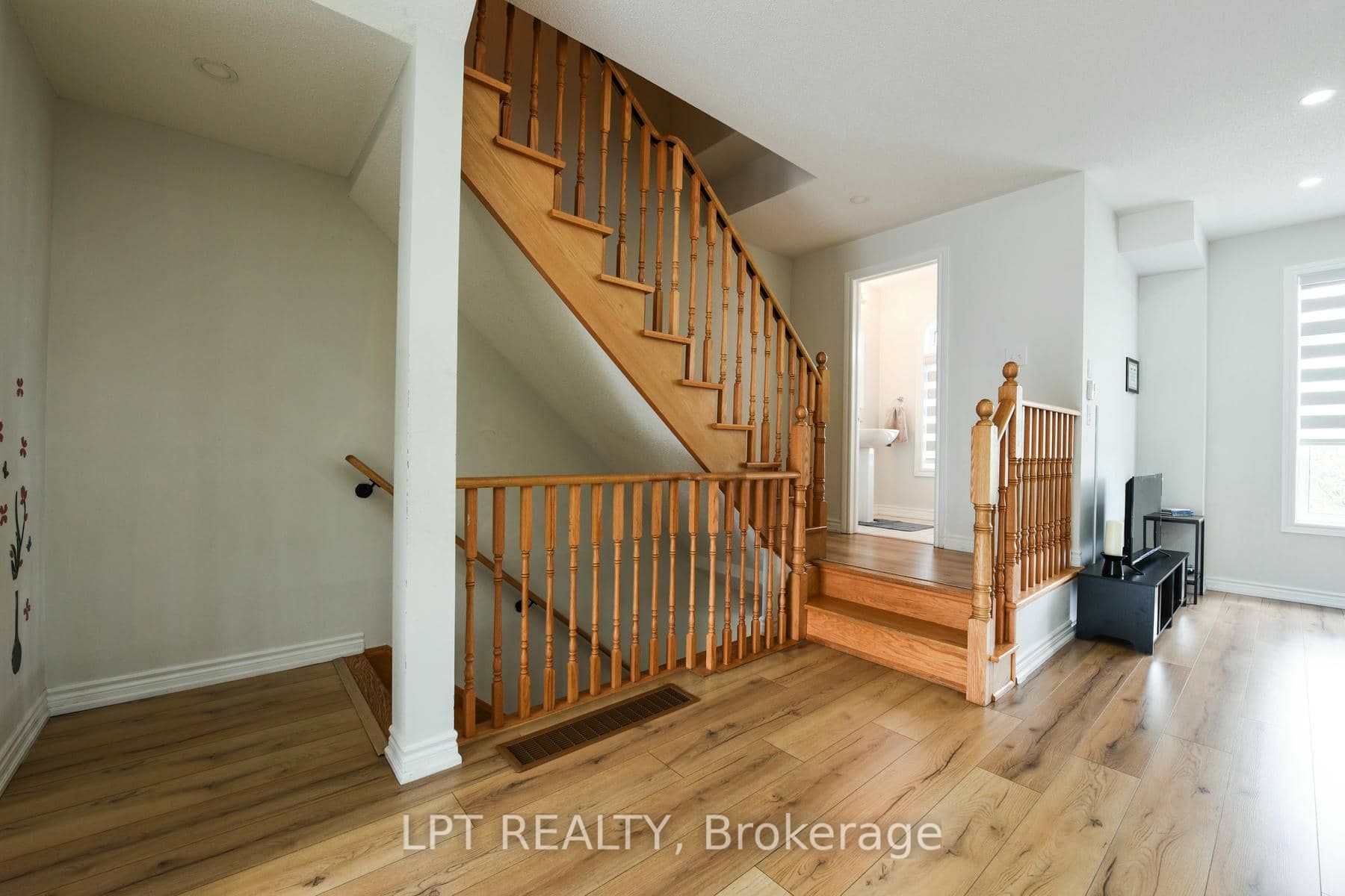 17 Gilford Street Property Photo 20