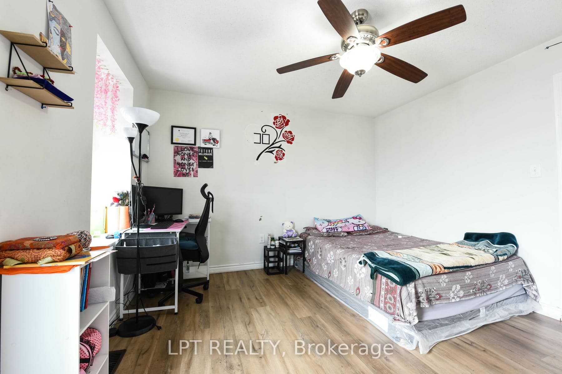 17 Gilford Street Property Photo 25