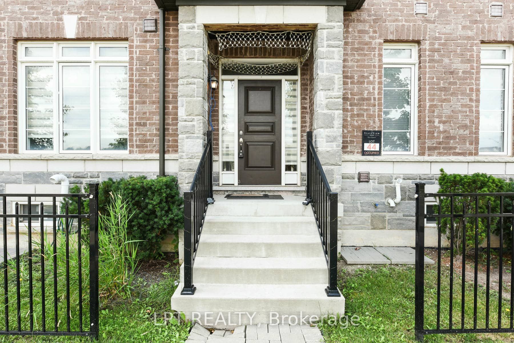 17 Gilford Street Property Photo 31