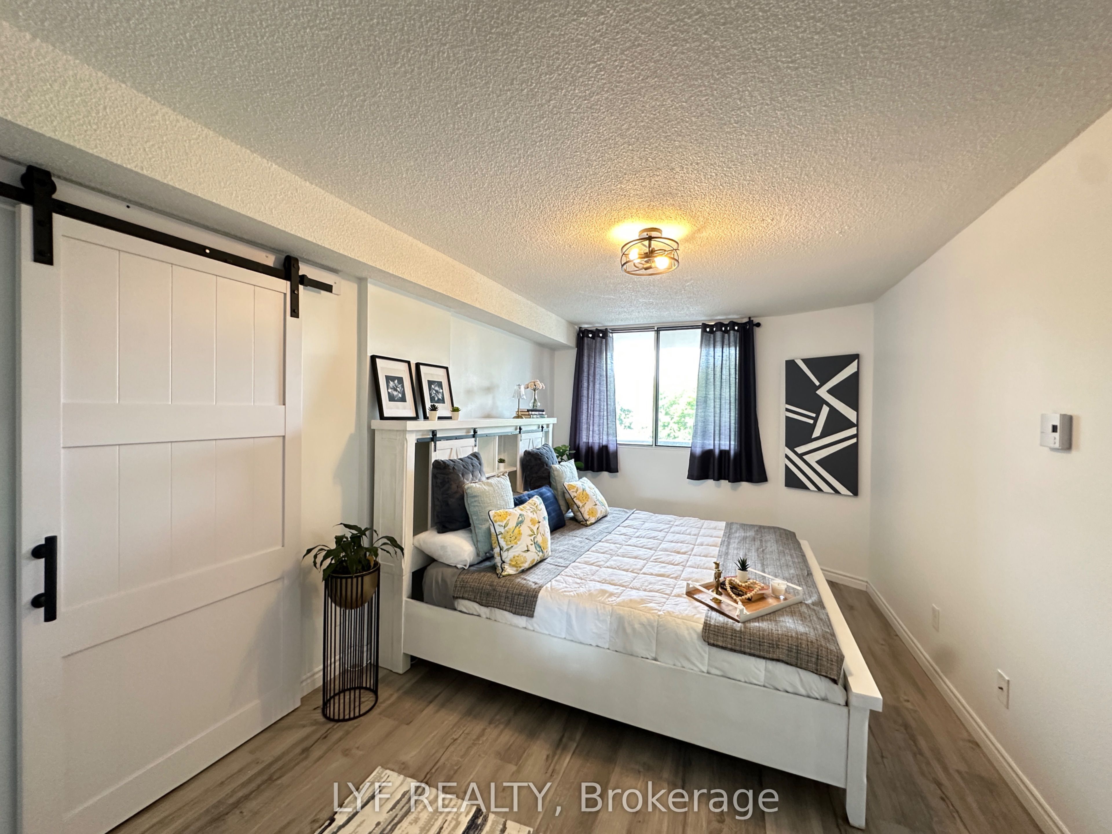 81 Millside Drive 401 Property Photo 13