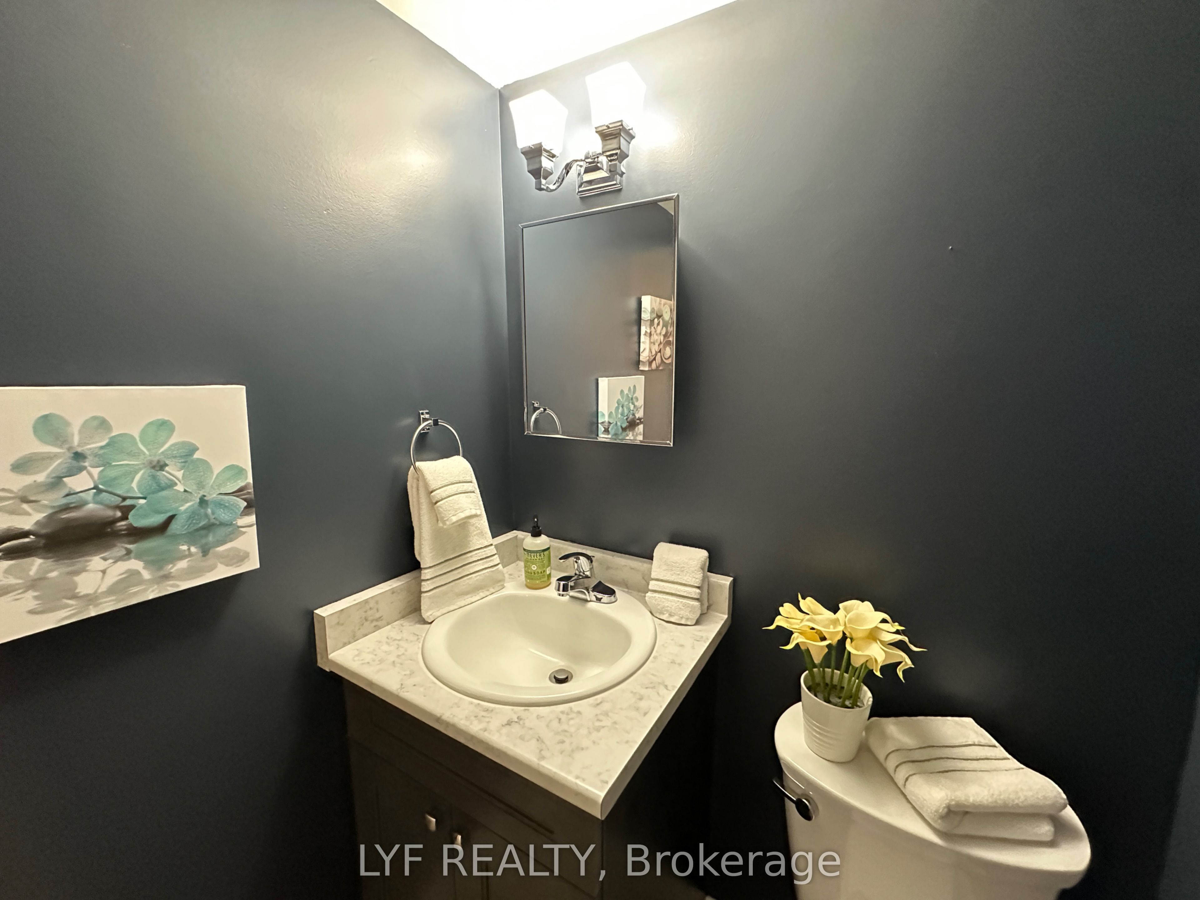 81 Millside Drive 401 Property Photo 14