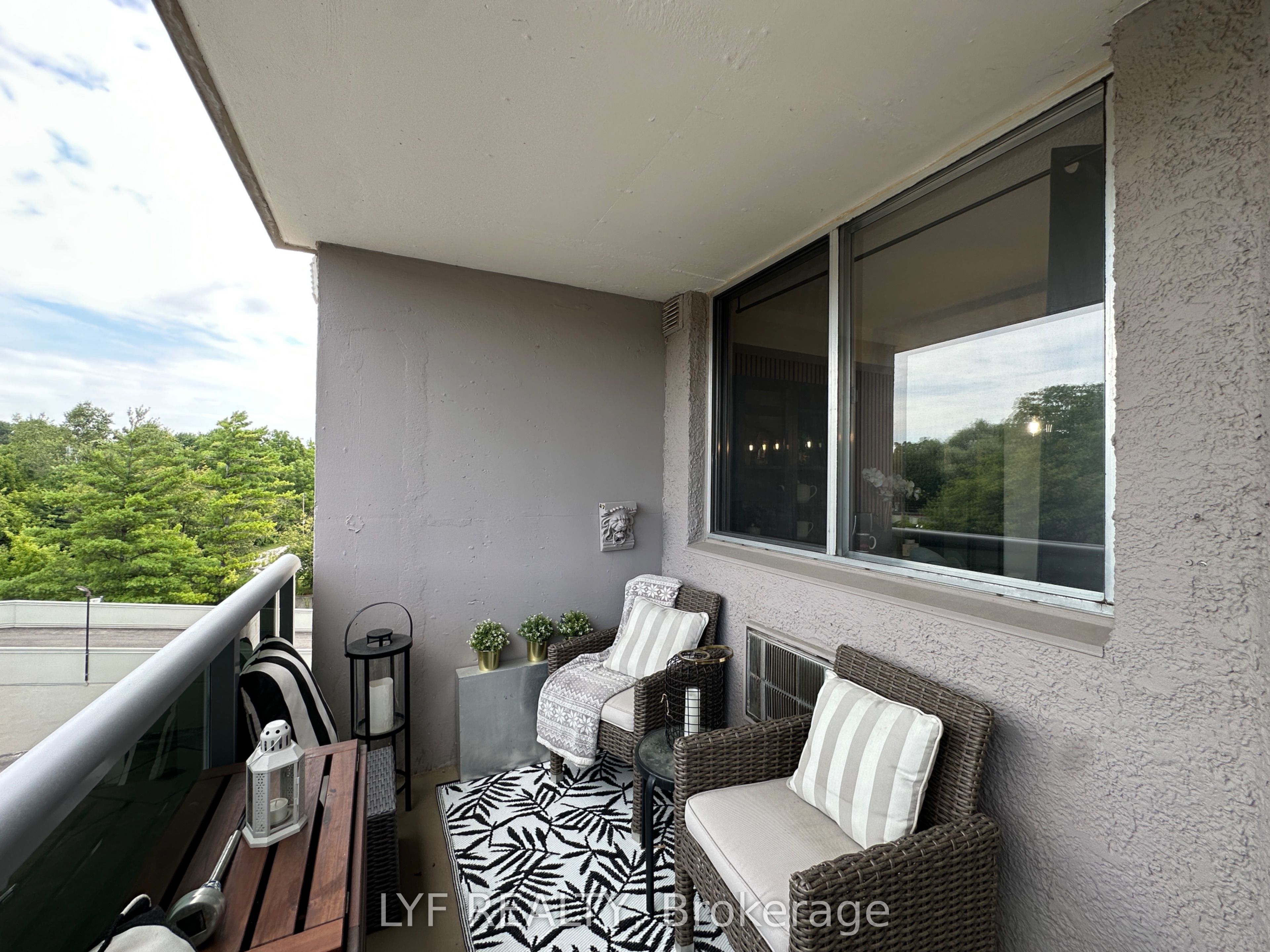 81 Millside Drive 401 Property Photo 19