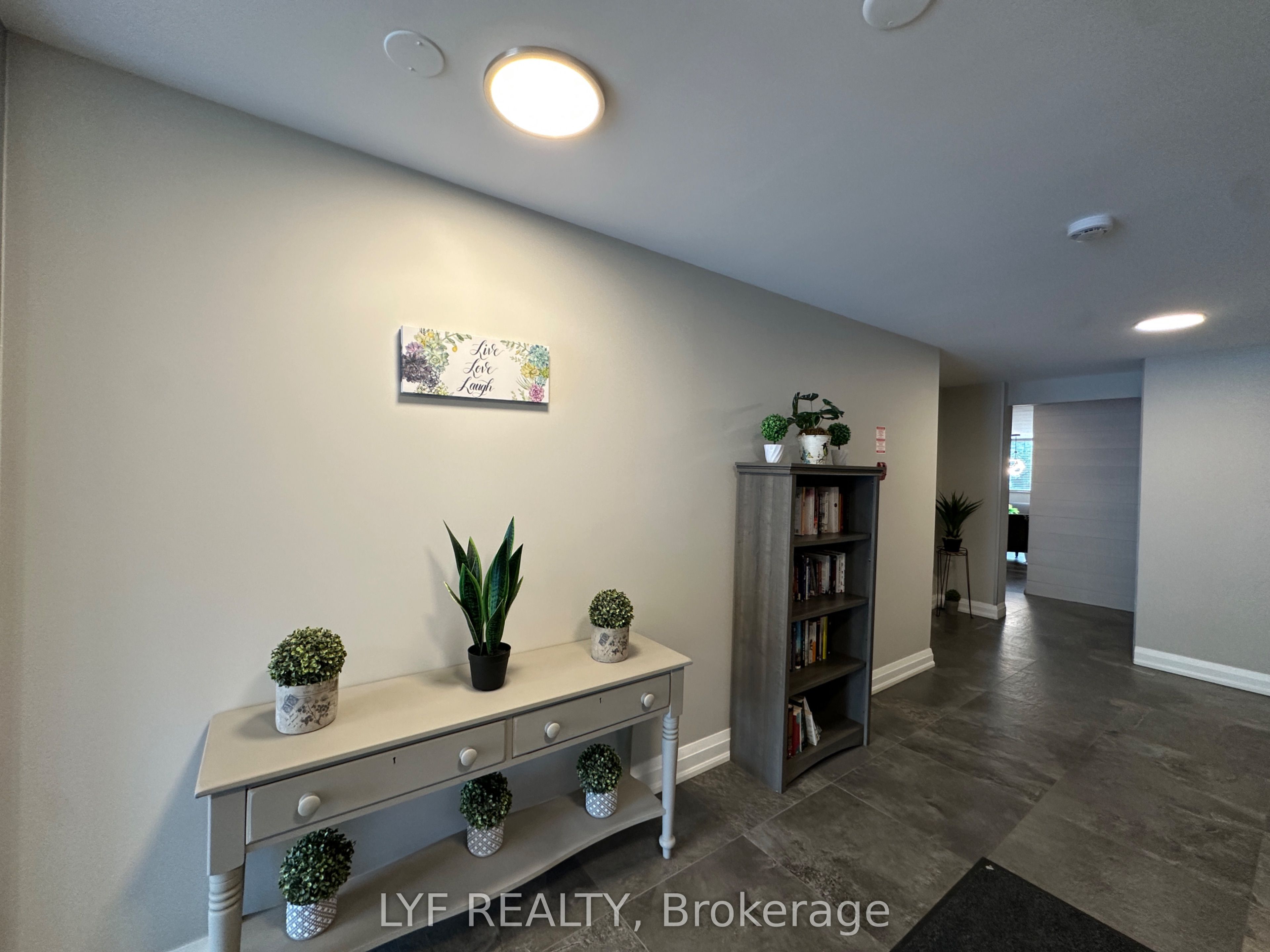 81 Millside Drive 401 Property Photo 22