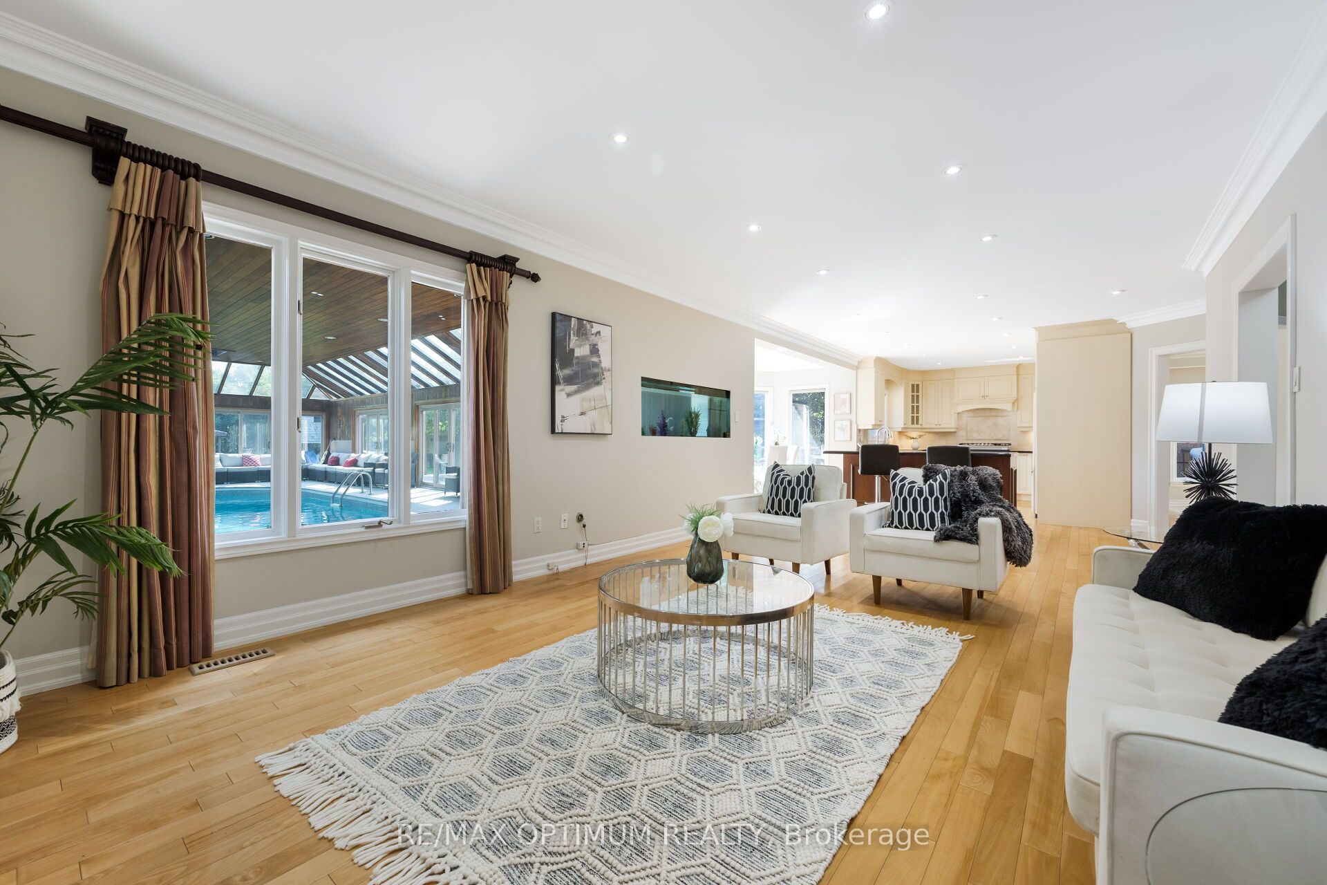 5859 Riverside Place Property Photo 13