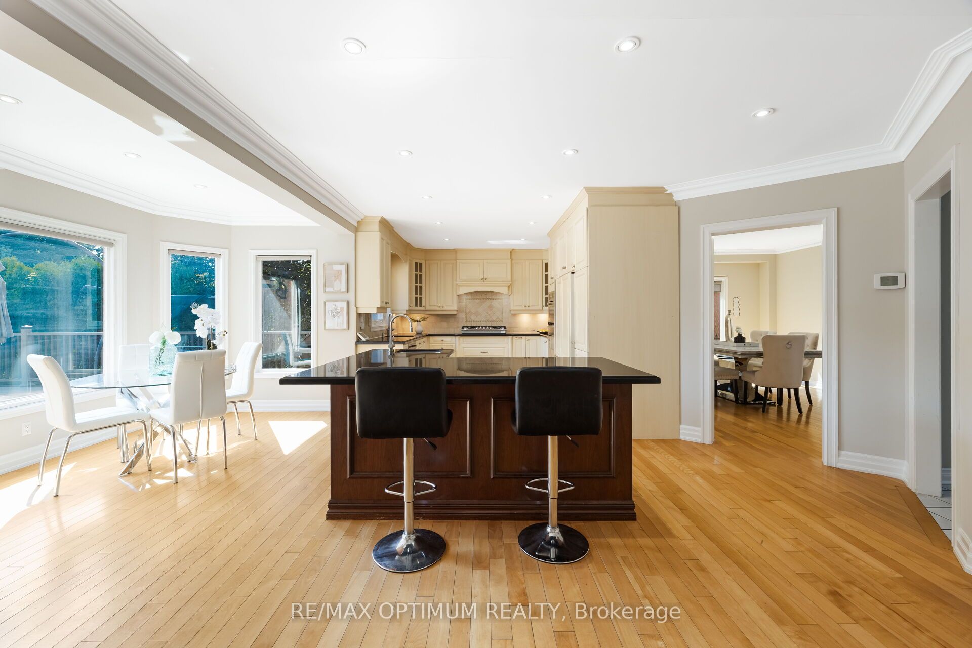 5859 Riverside Place Property Photo 14