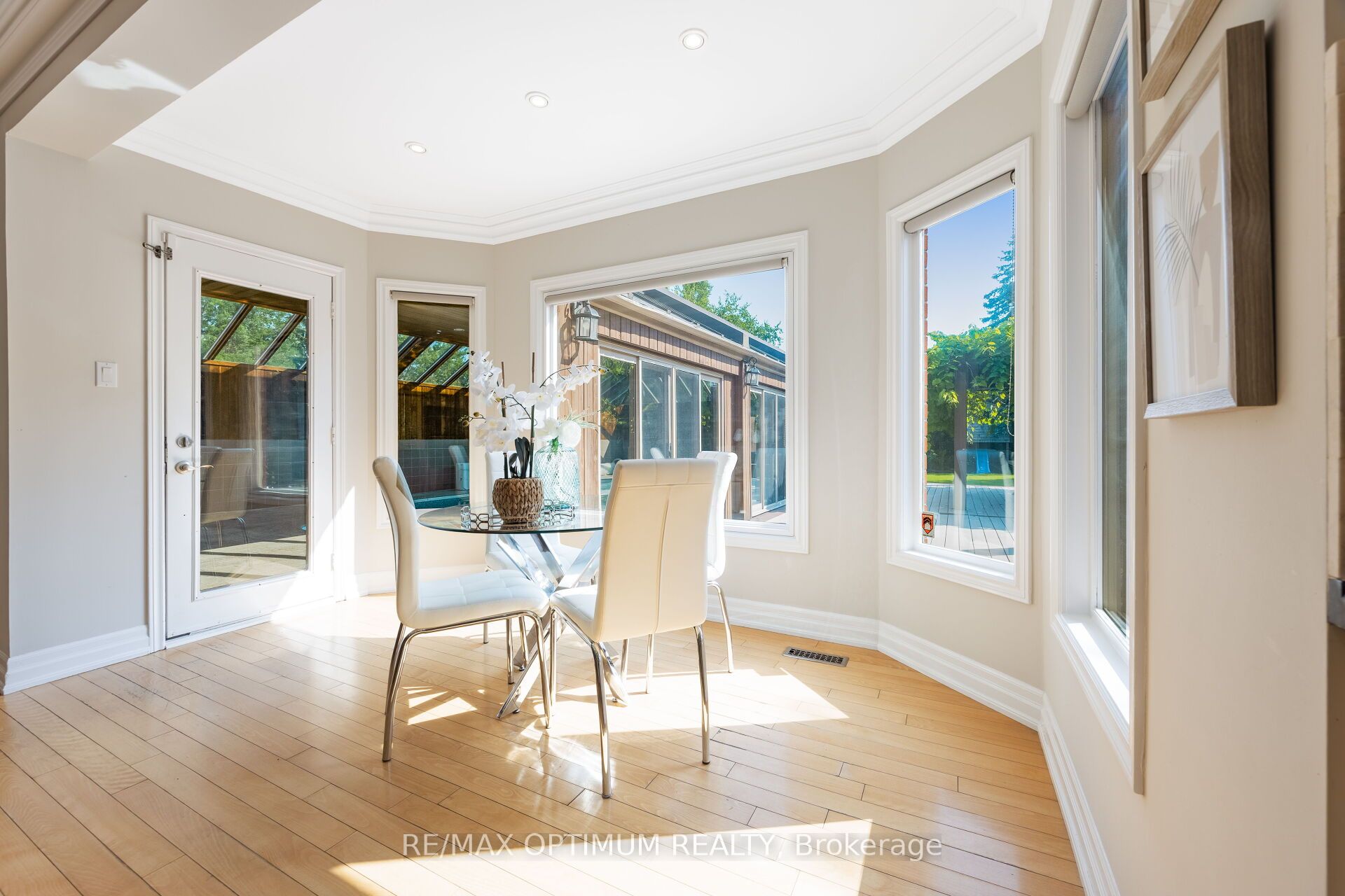 5859 Riverside Place Property Photo 18