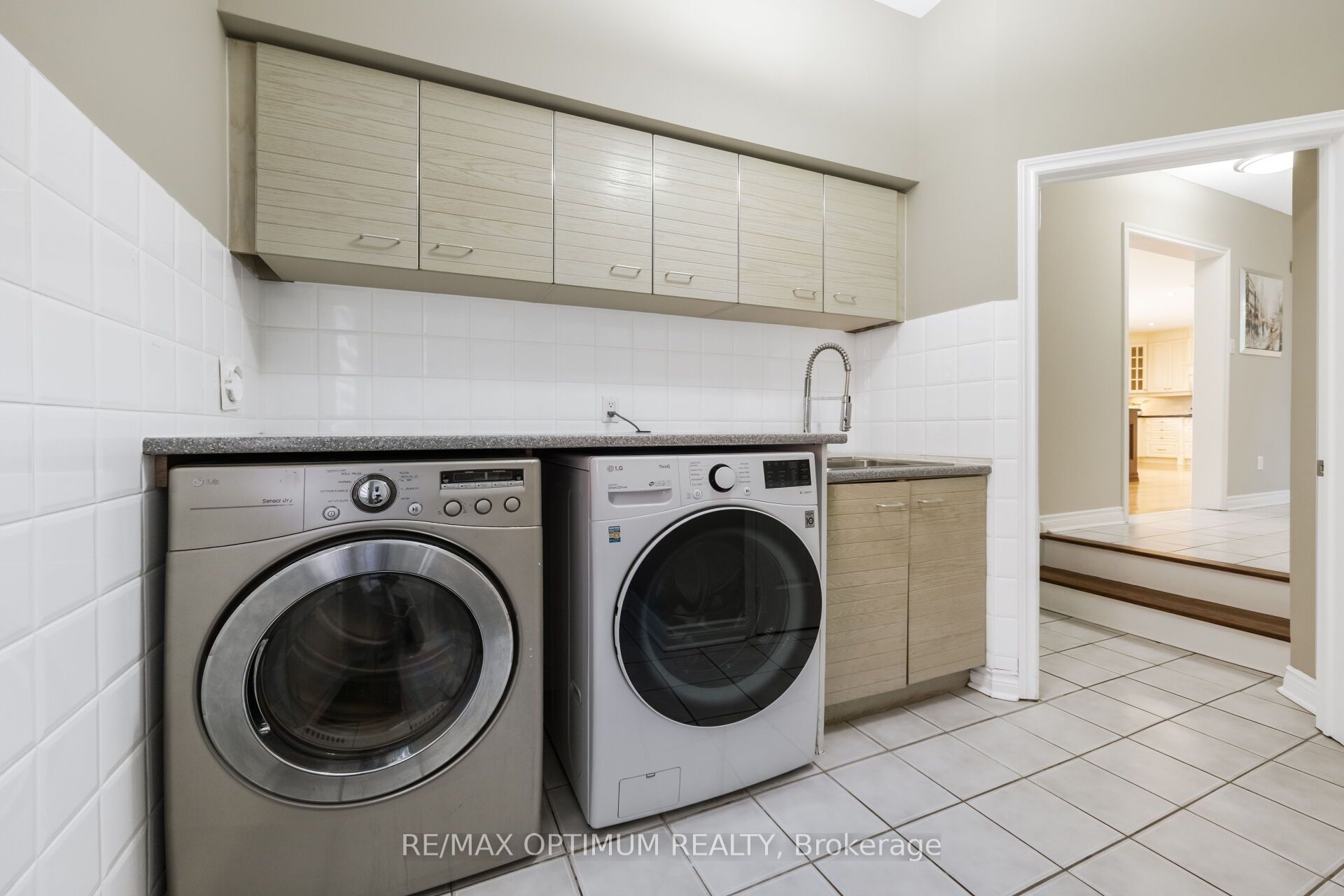 5859 Riverside Place Property Photo 25