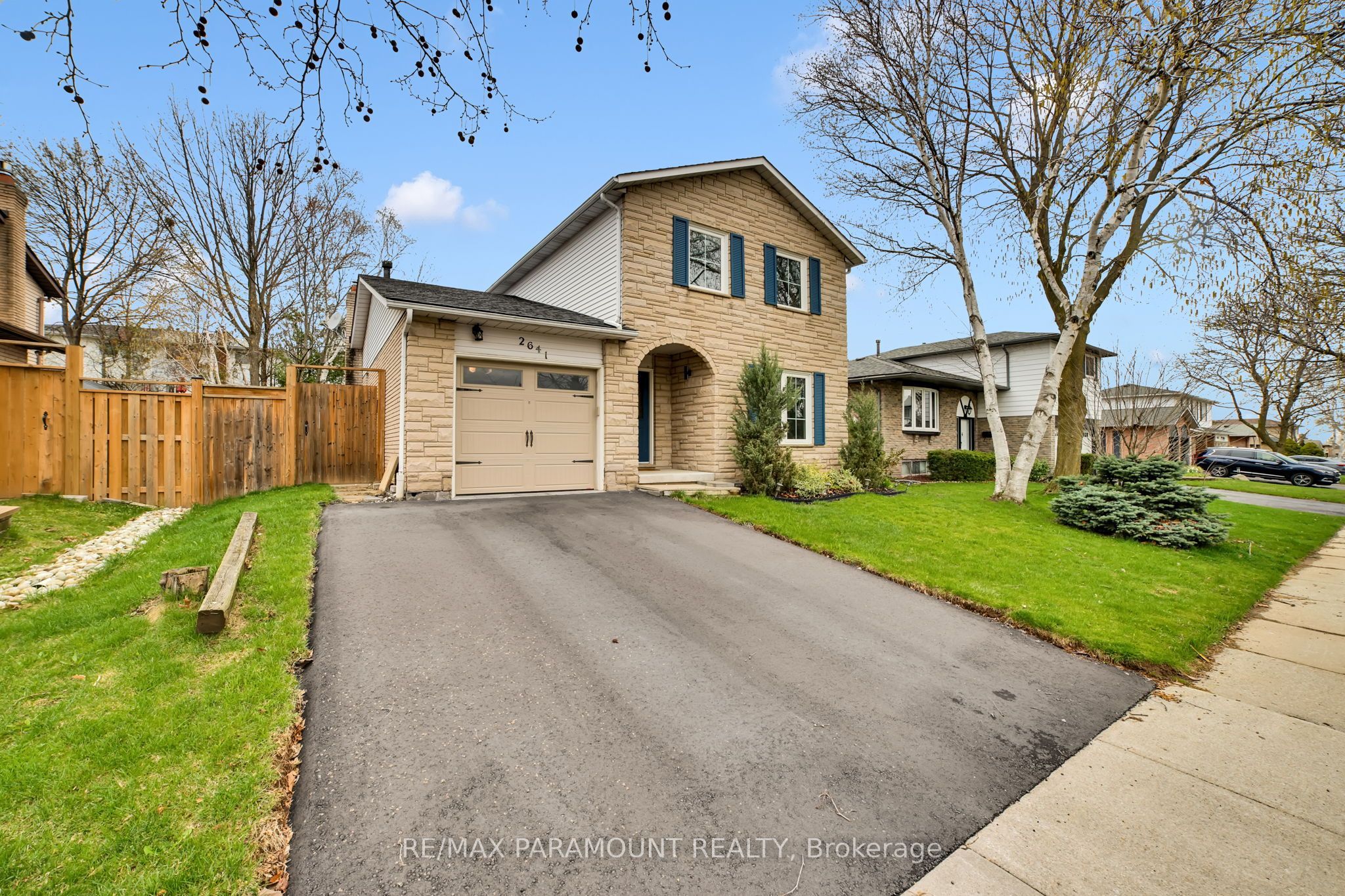 2641 Cavendish Drive Property Photo 2