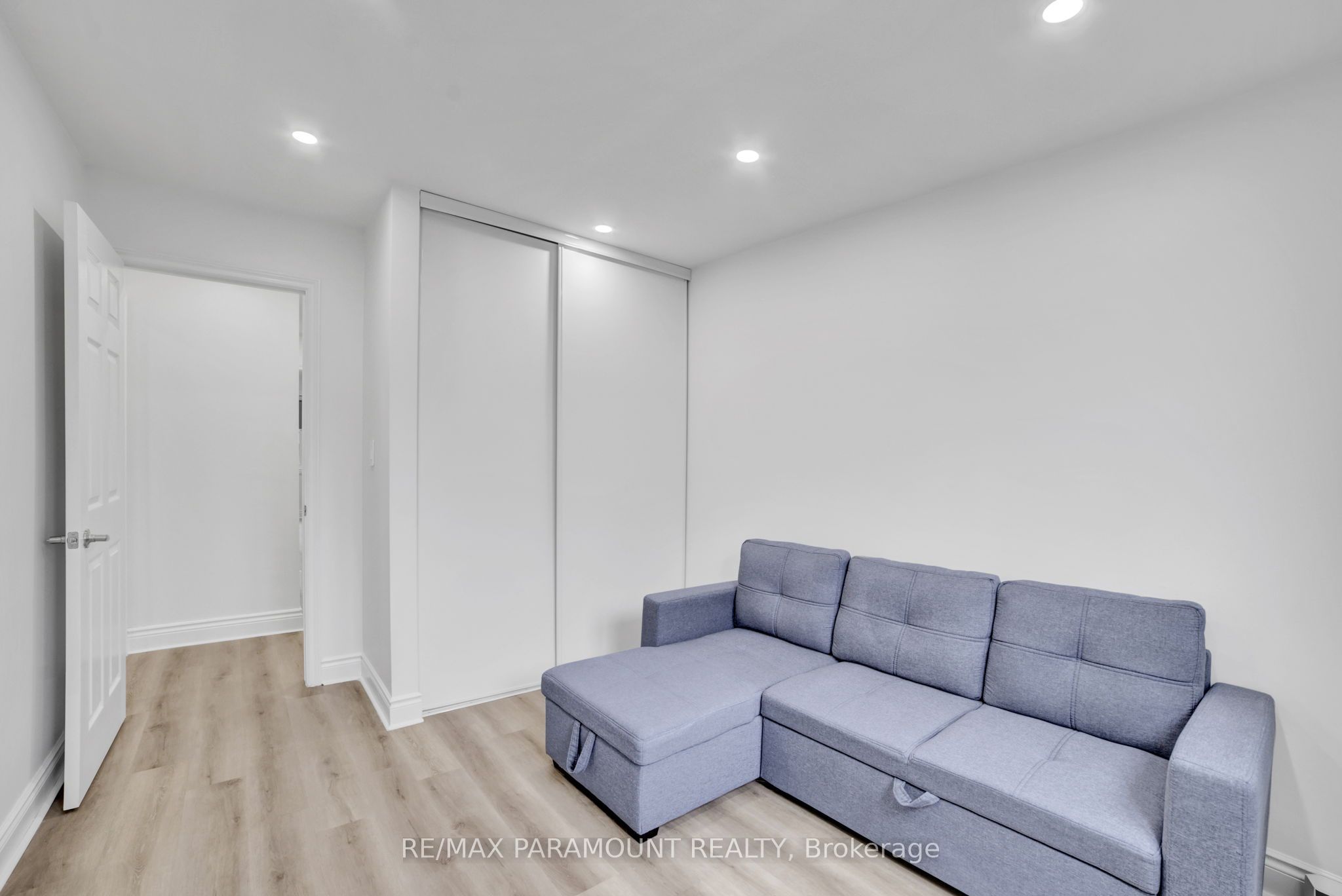 2641 Cavendish Drive Property Photo 28