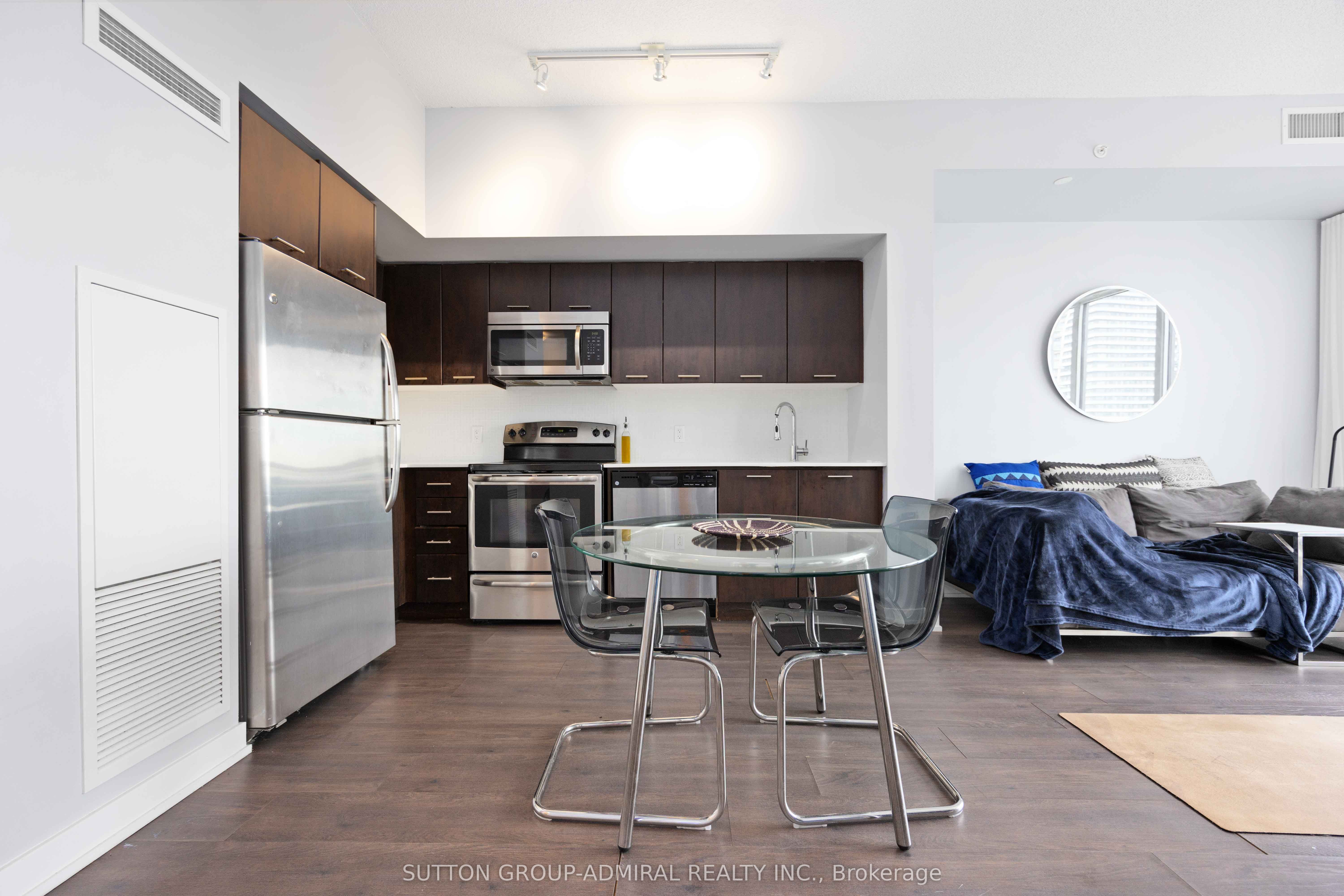 2220 Lake Shore Boulevard W 2806 Property Photo 11