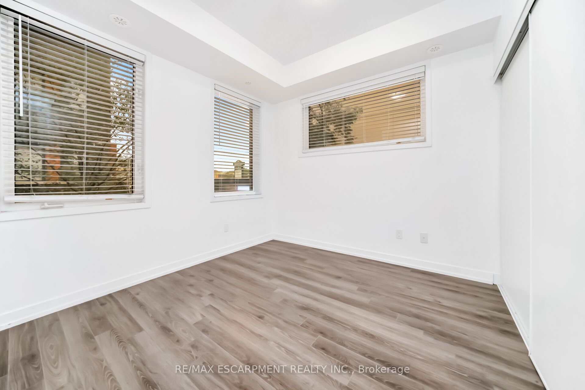 869 Wilson Avenue 29 Property Photo 20