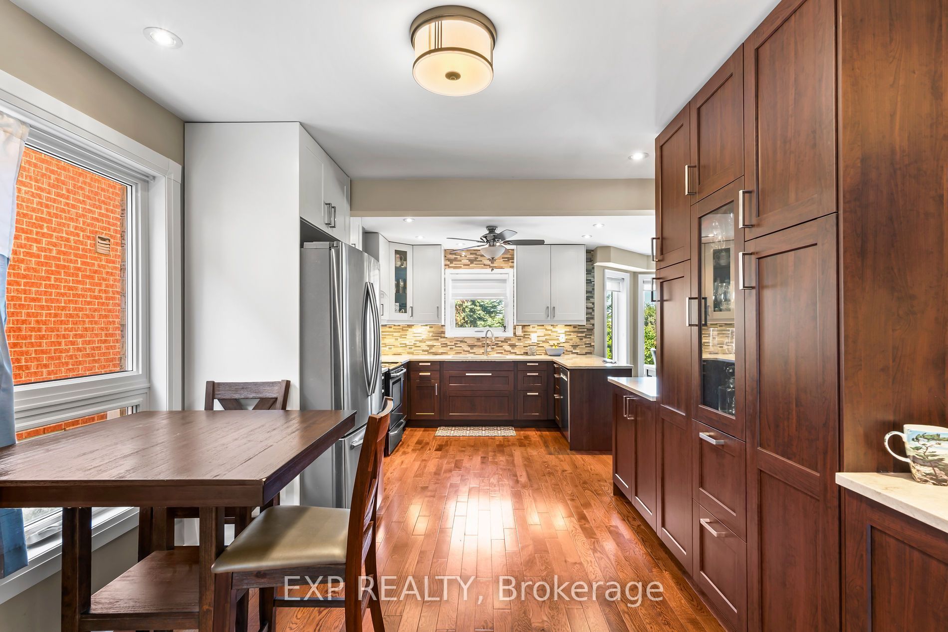 6192 Duford Drive Property Photo 10