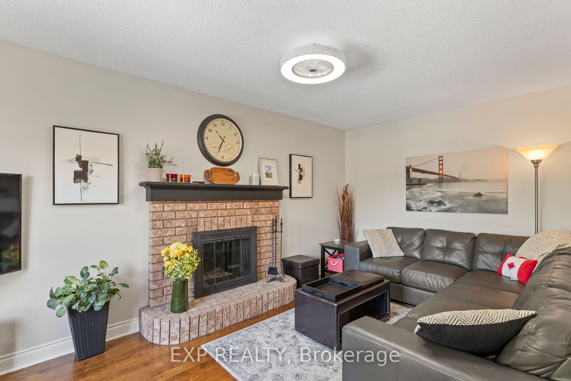 6192 Duford Drive Property Photo 16