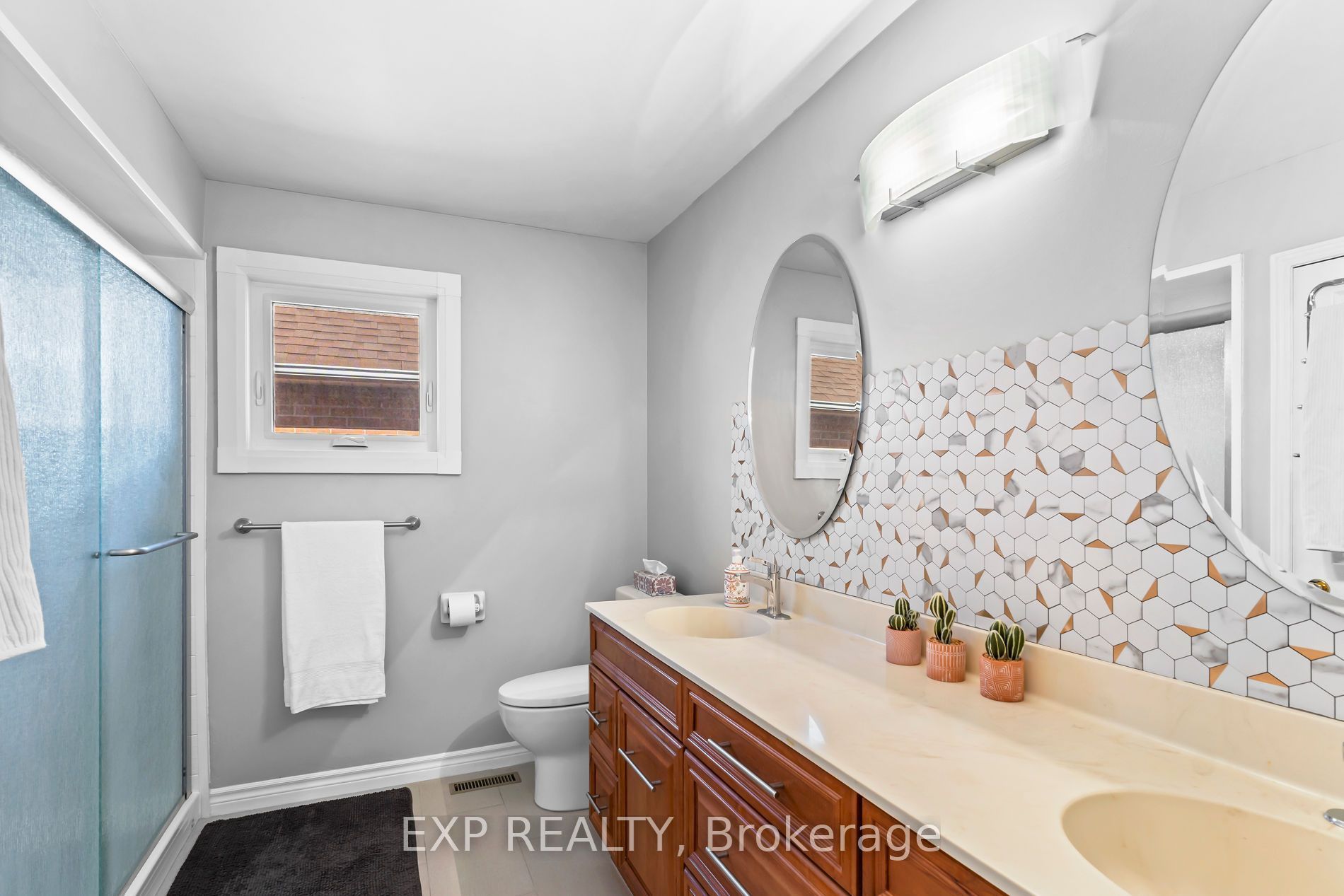 6192 Duford Drive Property Photo 28