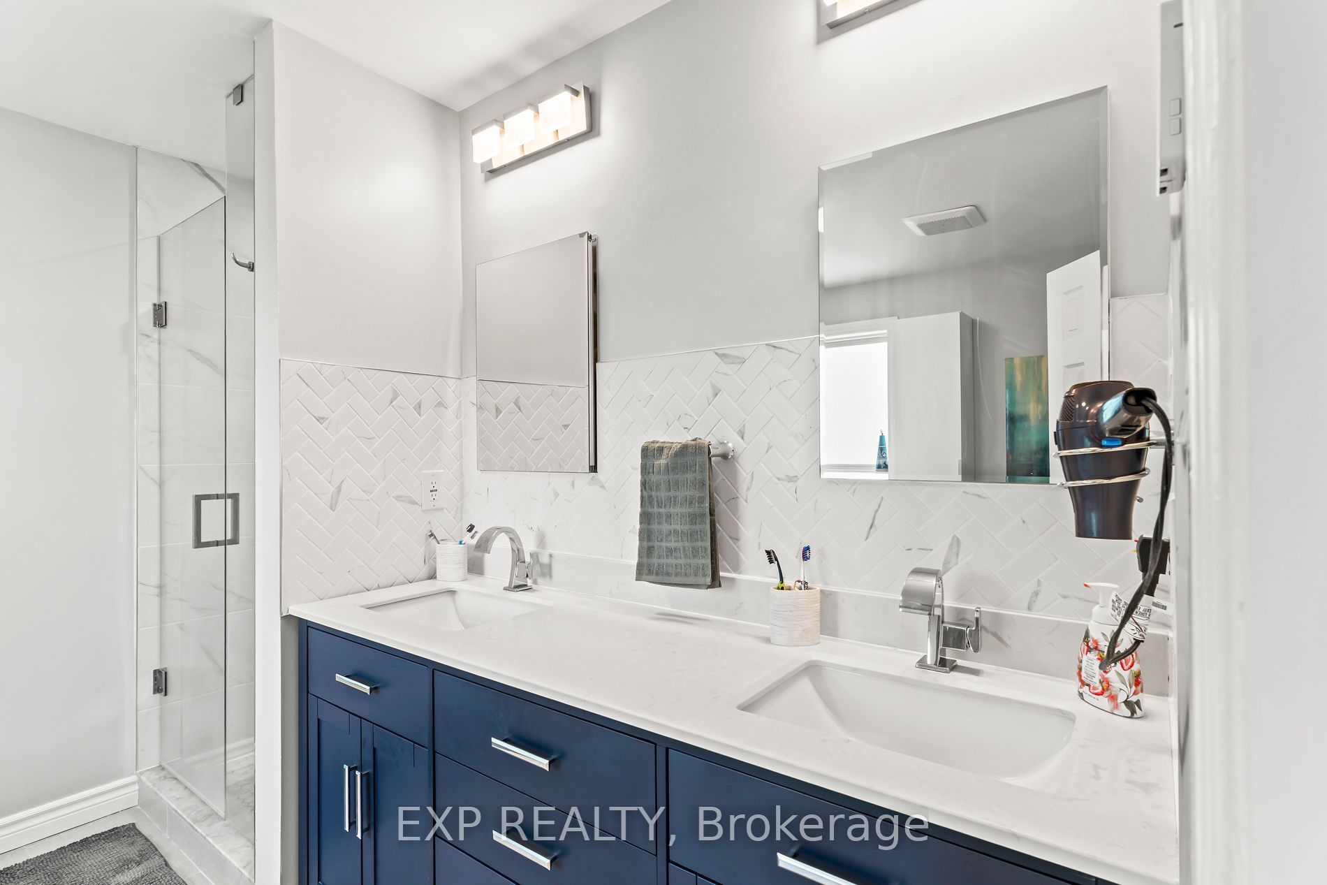 6192 Duford Drive Property Photo 32