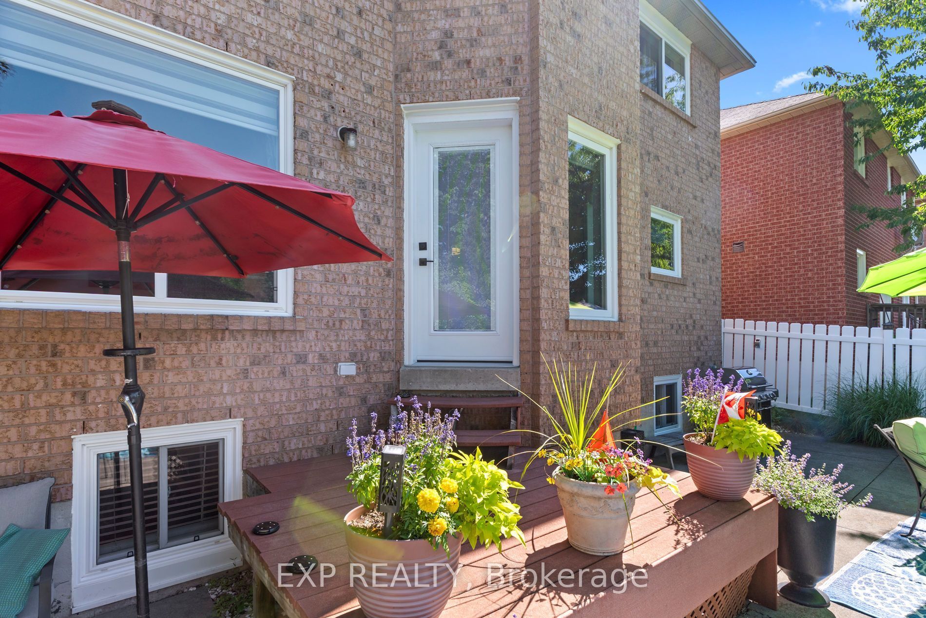 6192 Duford Drive Property Photo 42