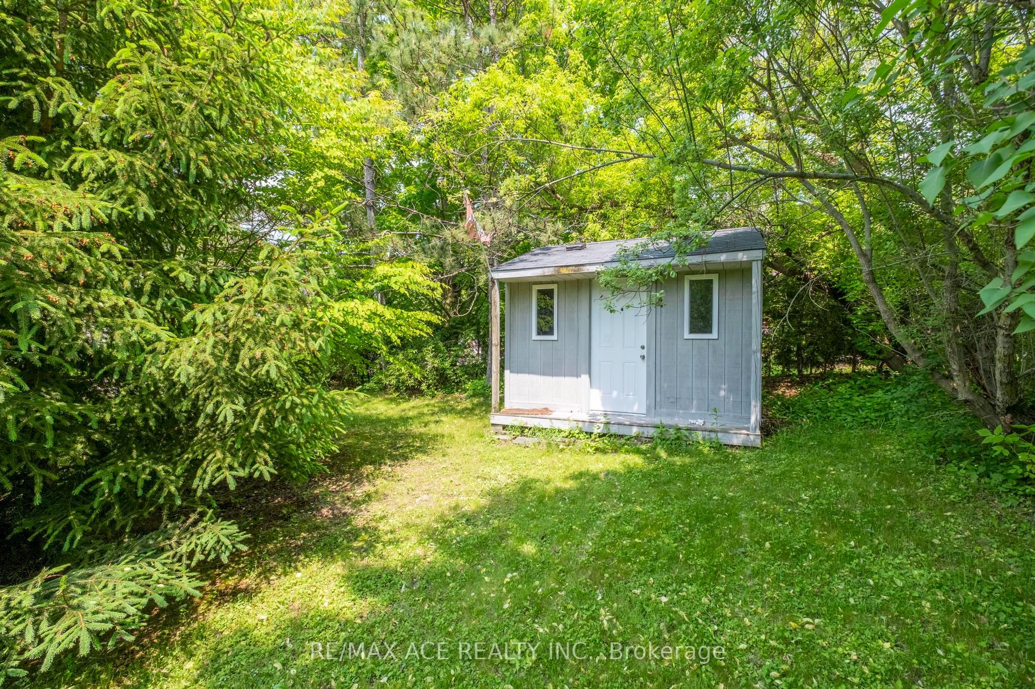 11 Maple Lane Property Photo 31