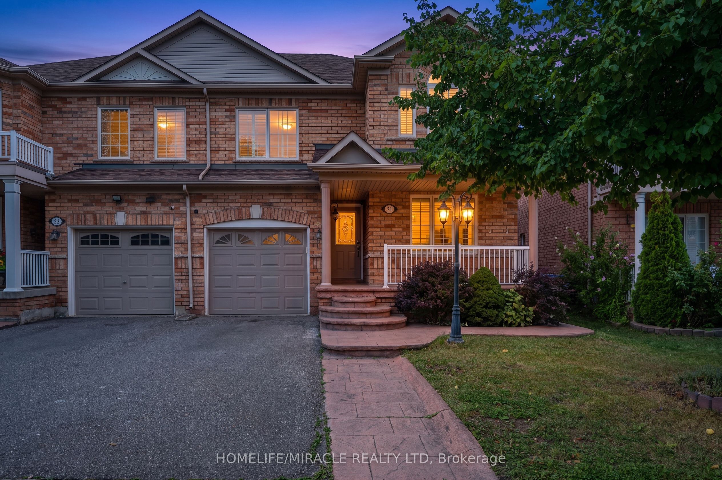 21 Topiary Lane Property Photo 1