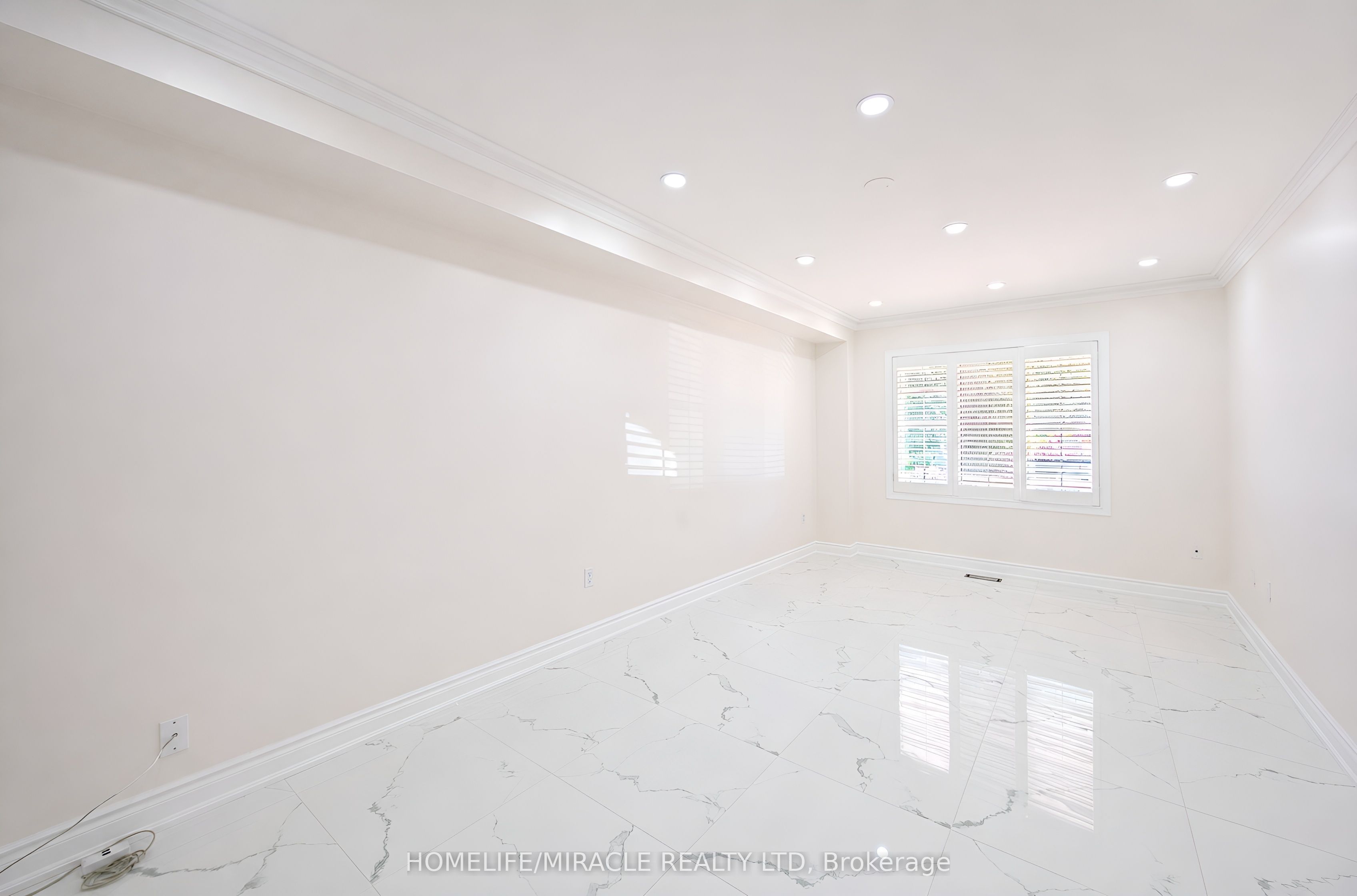 21 Topiary Lane Property Photo 8