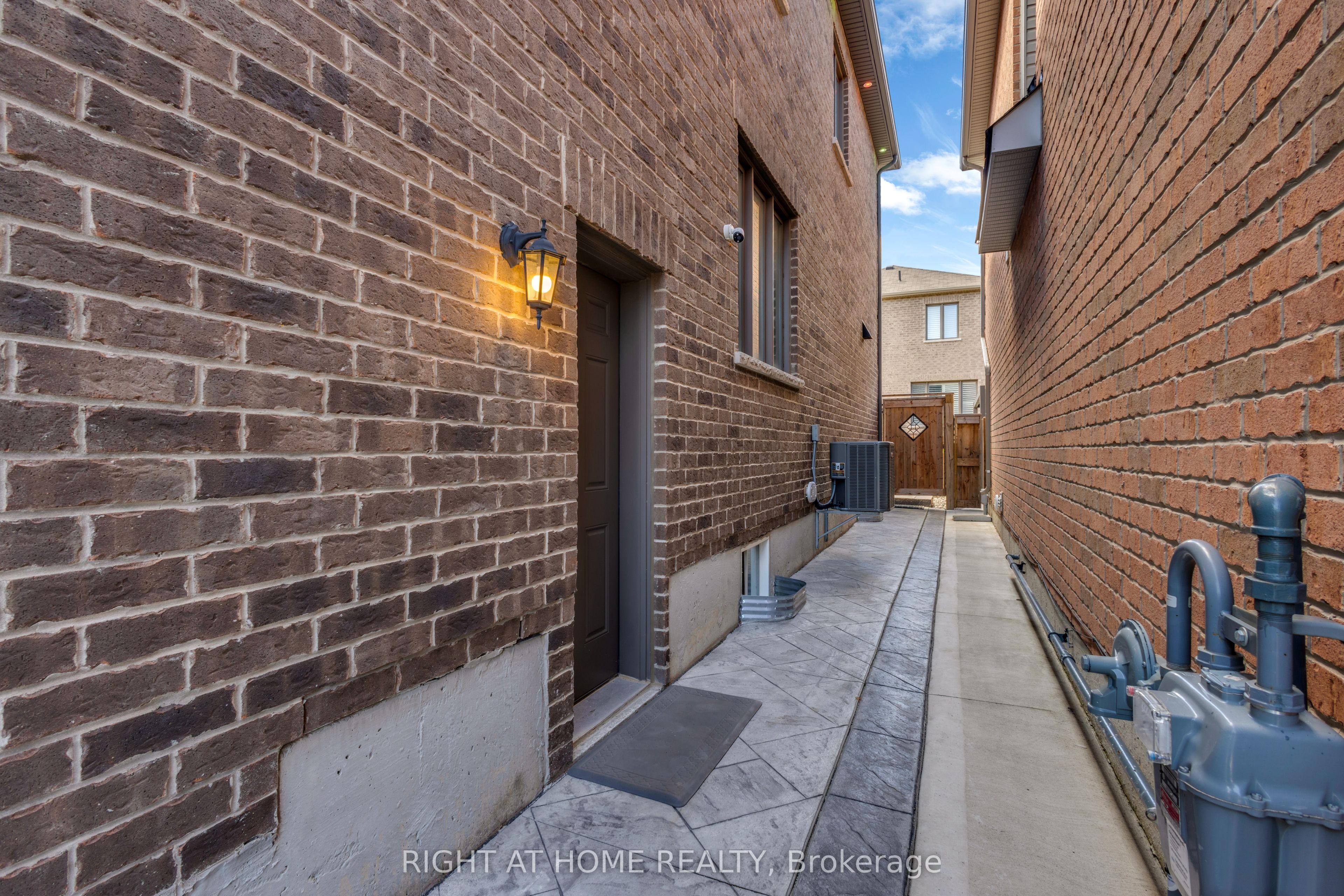 866 Magnolia Terrace Property Photo 46